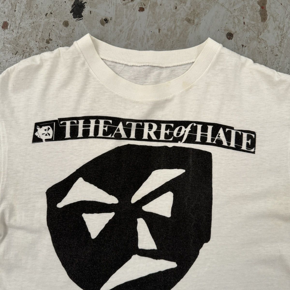 Band Tees × Vintage Vintage 80’s Theatre of Hate band T-shirt M/L Size US M / EU 48-50 / 2 - 1 Thumbnail