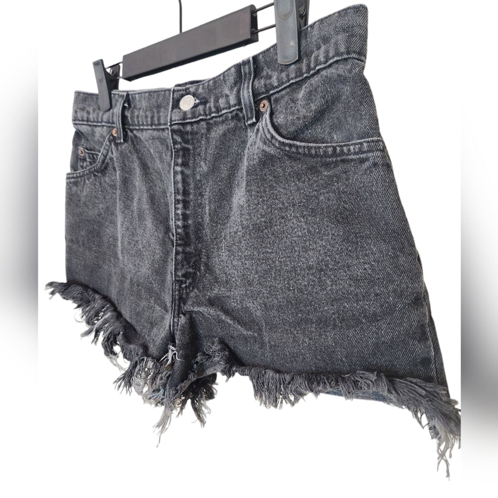 Levi's Vintage Levis Orange Tab 950 relaxed cut off shorts 90s Size 30" / US 8 / IT 44 - 8 Thumbnail
