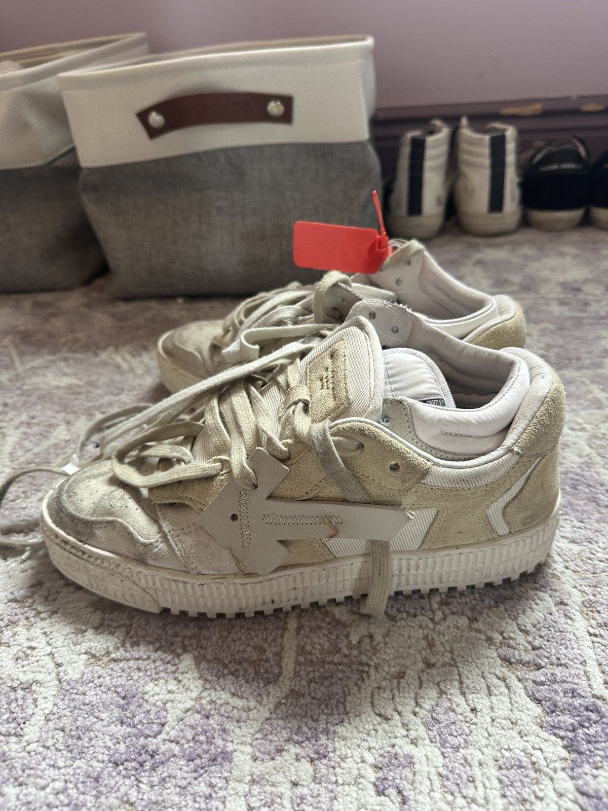 Off-White Off-White Off Court Beige Low-Top Sneakers Size US 8 / IT 38 - 2 Thumbnail