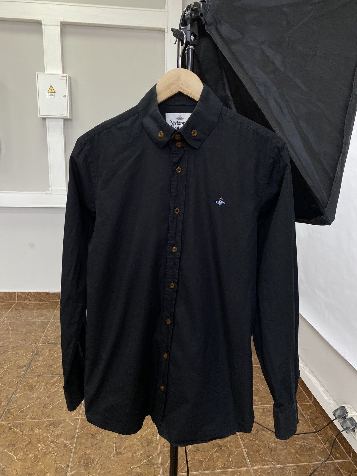 Vivienne Westwood Vivienne Westwood Shirt Rare Retro Hype Y2K Size US M / EU 48-50 / 2 - 1 Thumbnail