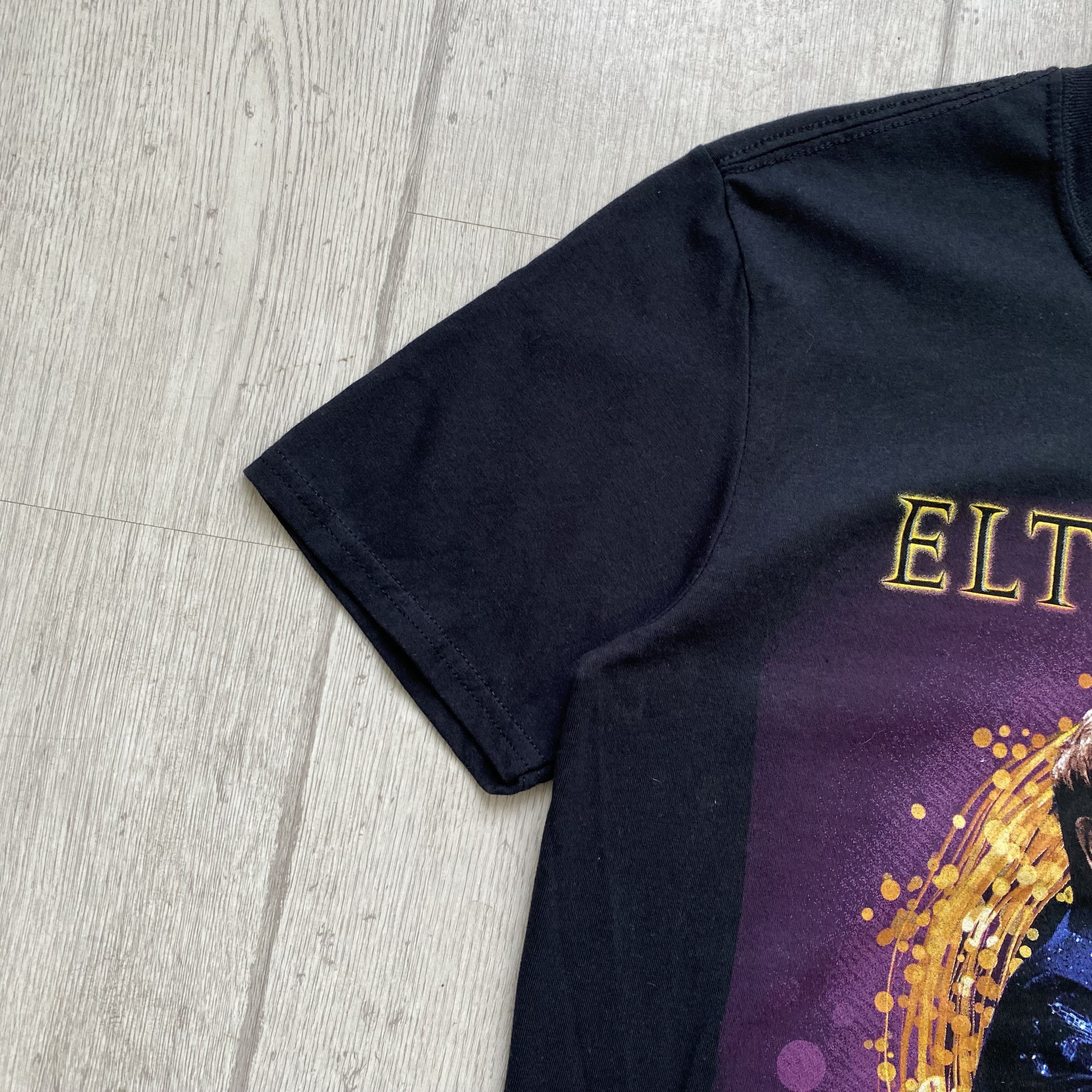 Band Tees 💎 Elton John World Tour tee streetwear Y2K T-Shirt Size US M / EU 48-50 / 2 - 5 Thumbnail