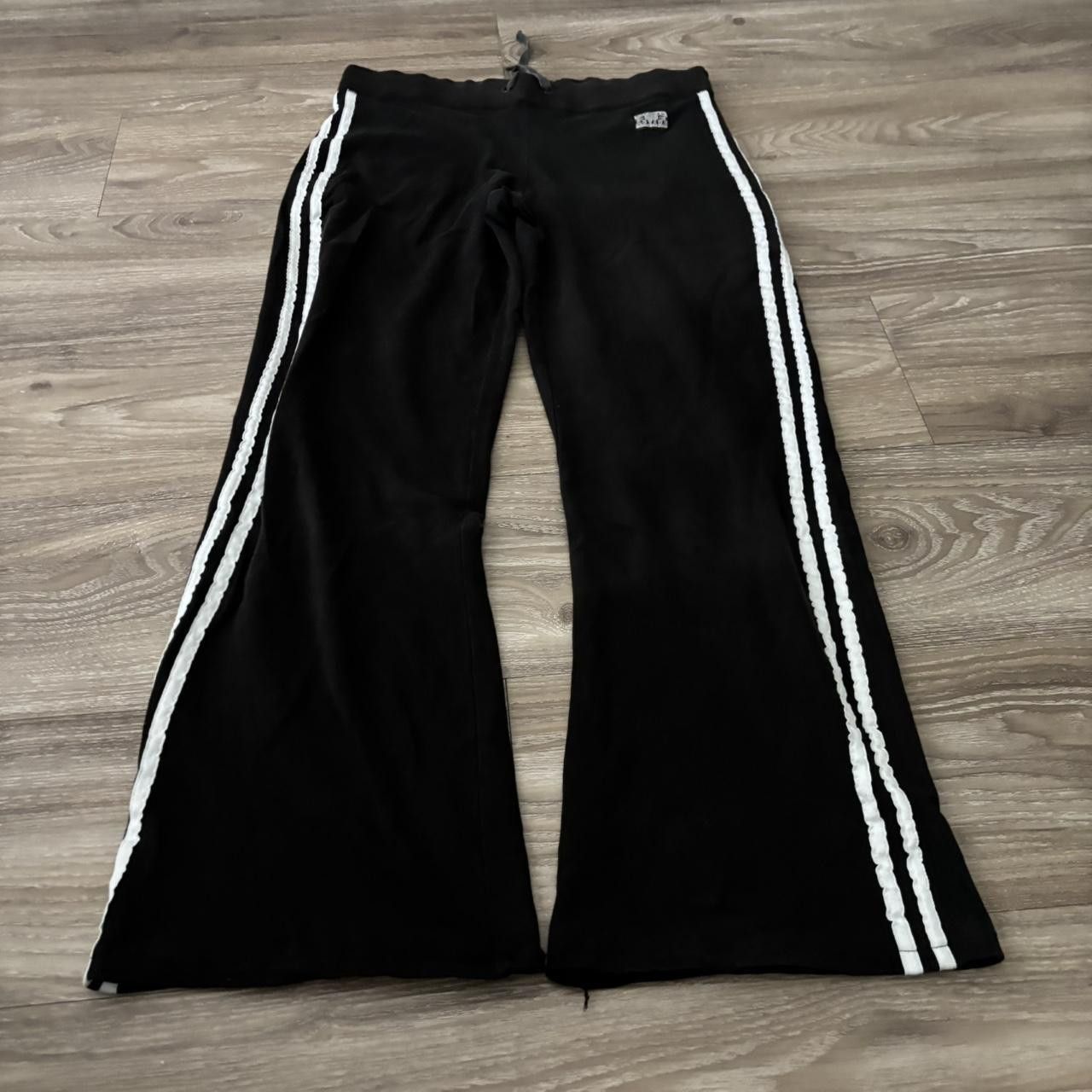 Vintage Crazy Vintage Y2K/2000s Black Flared Striped Sweatpants! Size S Size US 30 / EU 46 - 2 Thumbnail