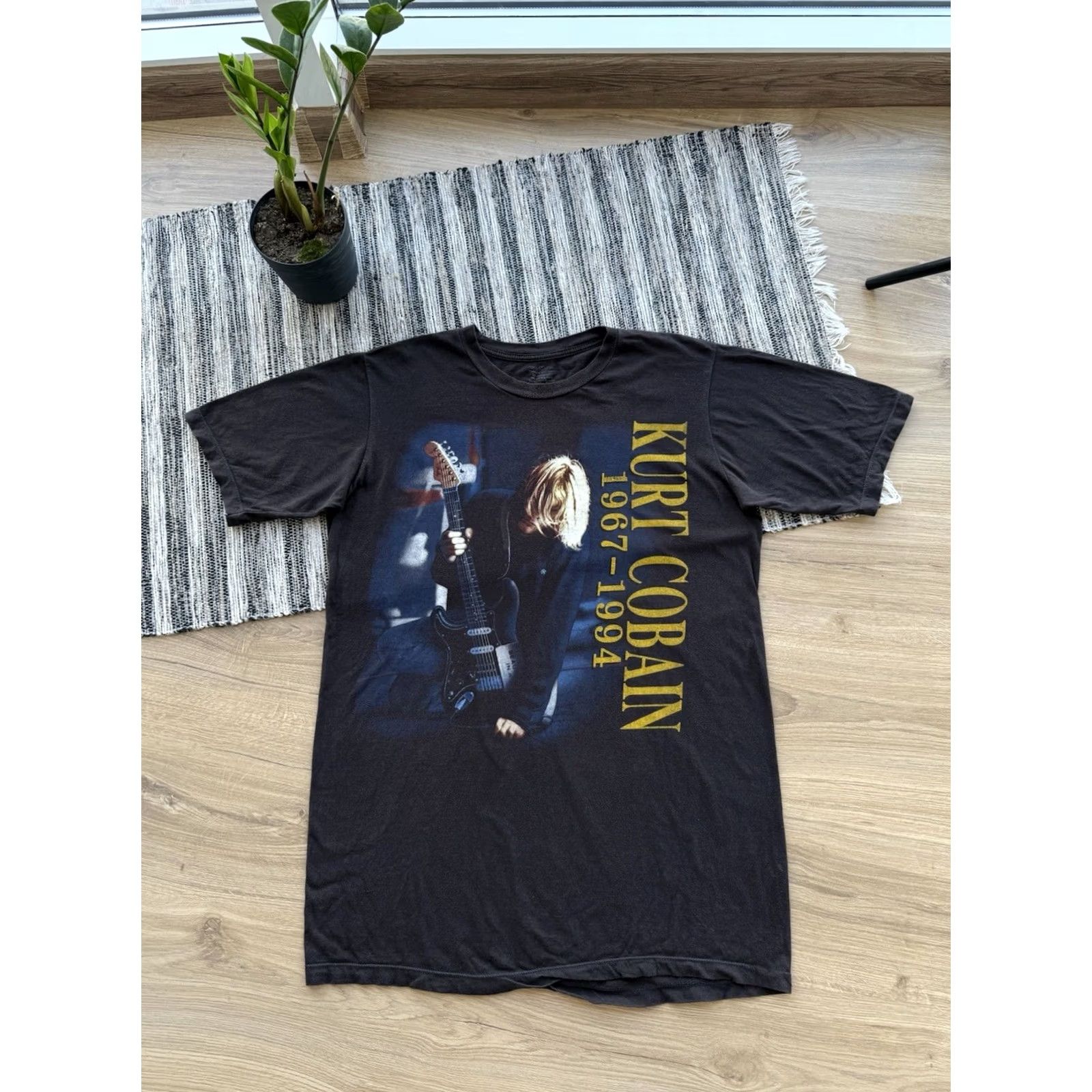 Vintage Kurt Cobain Nirvana Vintage T-Shirt 90s Band Tees Rock T-shirt M Black Cotton Logo Short Sleeve Mens Size M-L Size US M / EU 48-50 / 2 - 2 Thumbnail