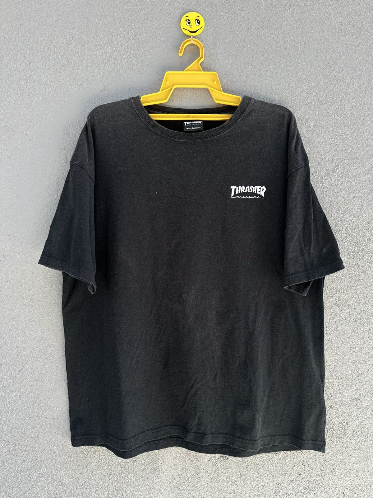 Girl Skateboards Thrashed Vintage Thrasher Megazine Skateboard Sun Faded Tee Size US L / EU 52-54 / 3 - 1 Thumbnail