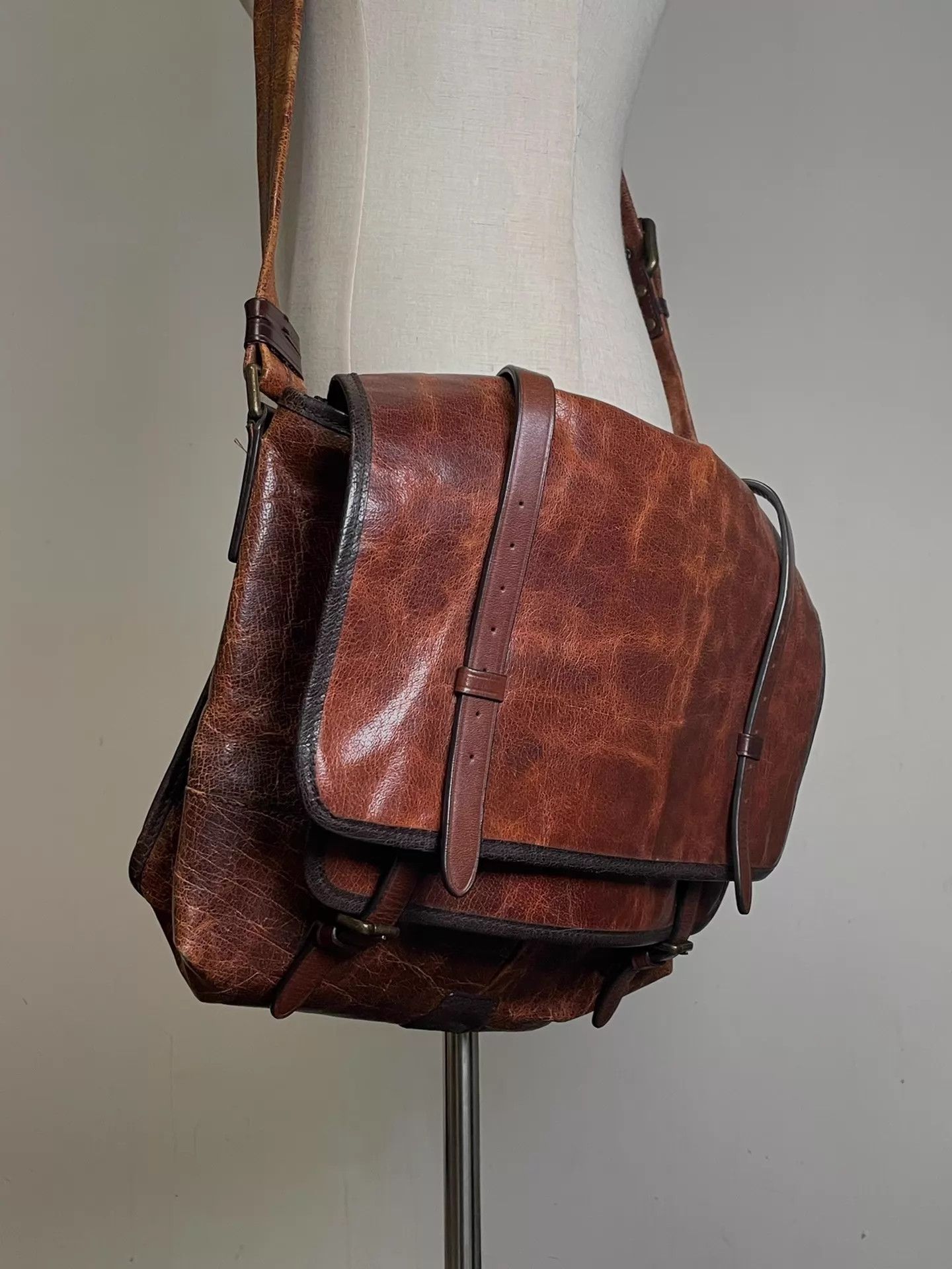 Dolce & Gabbana DG Crackled Gemstone Strap Cowhide Messenger Bag 40x28 Size ONE SIZE - 3 Thumbnail