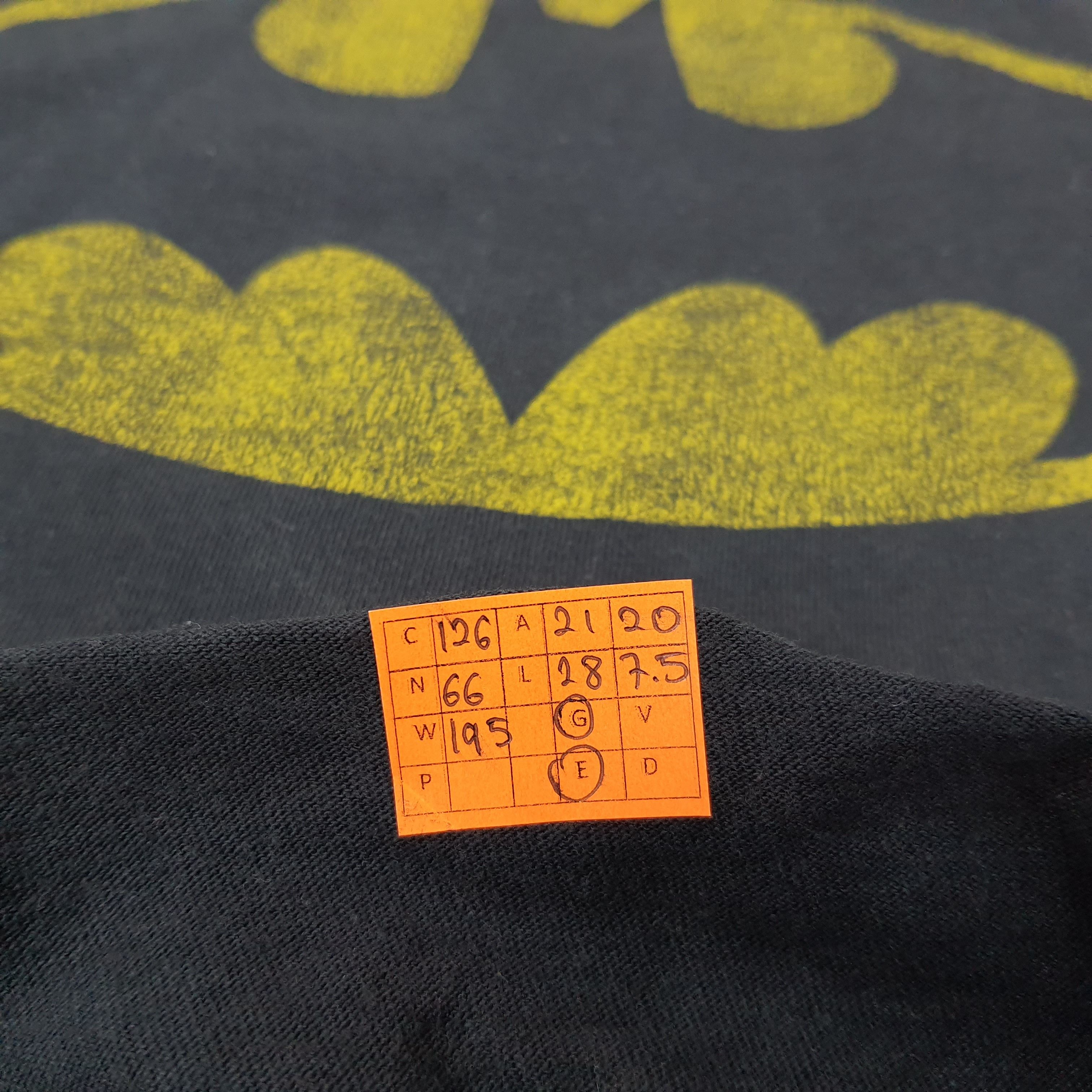 DC Comics × Vintage Vintage Batman The DC Comics Logo Movie T-shirt Size US L / EU 52-54 / 3 - 6 Thumbnail