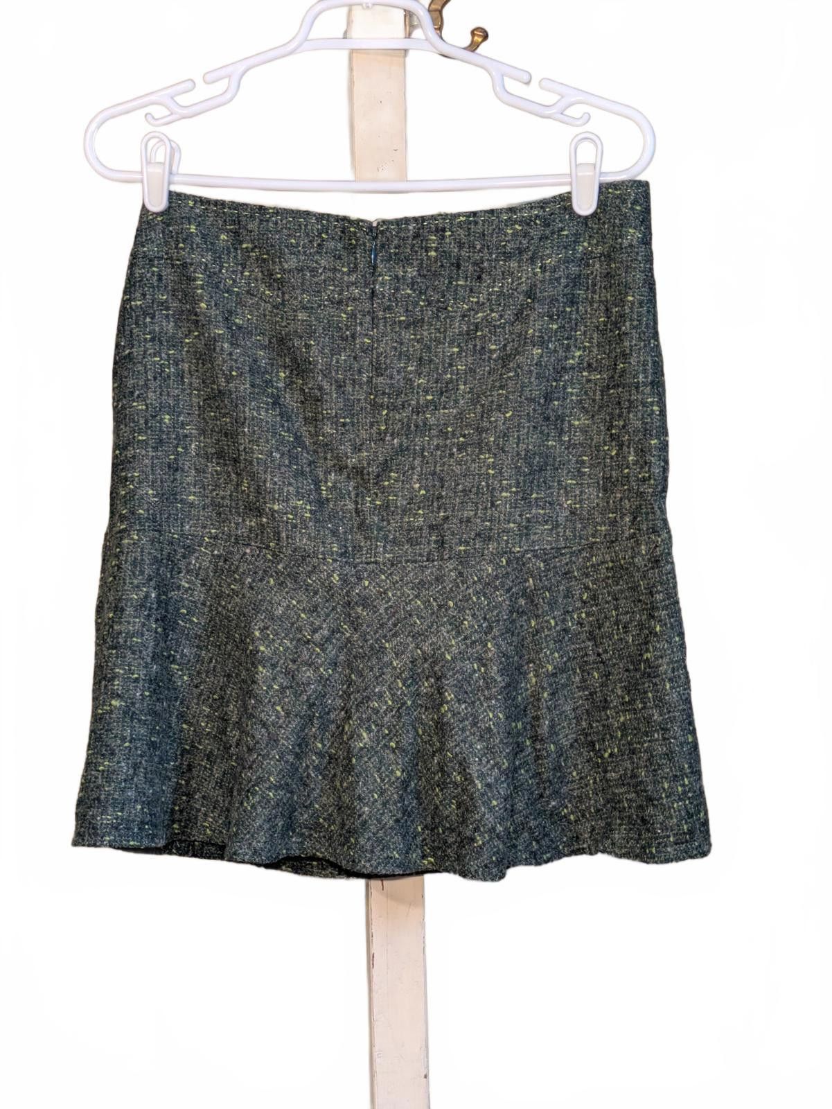Elie Tahari Elie Tahari Wool Skirt Colorful Lined Ruffle Green L 8 10 Size 36" / US 14 / IT 50 - 4 Thumbnail