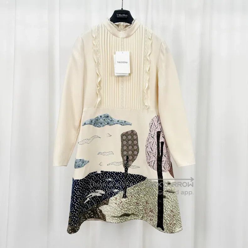 Valentino Valentino Heavy embroidered ruffled wool dress Size M / US 6-8 / IT 42-44 - 1 Thumbnail