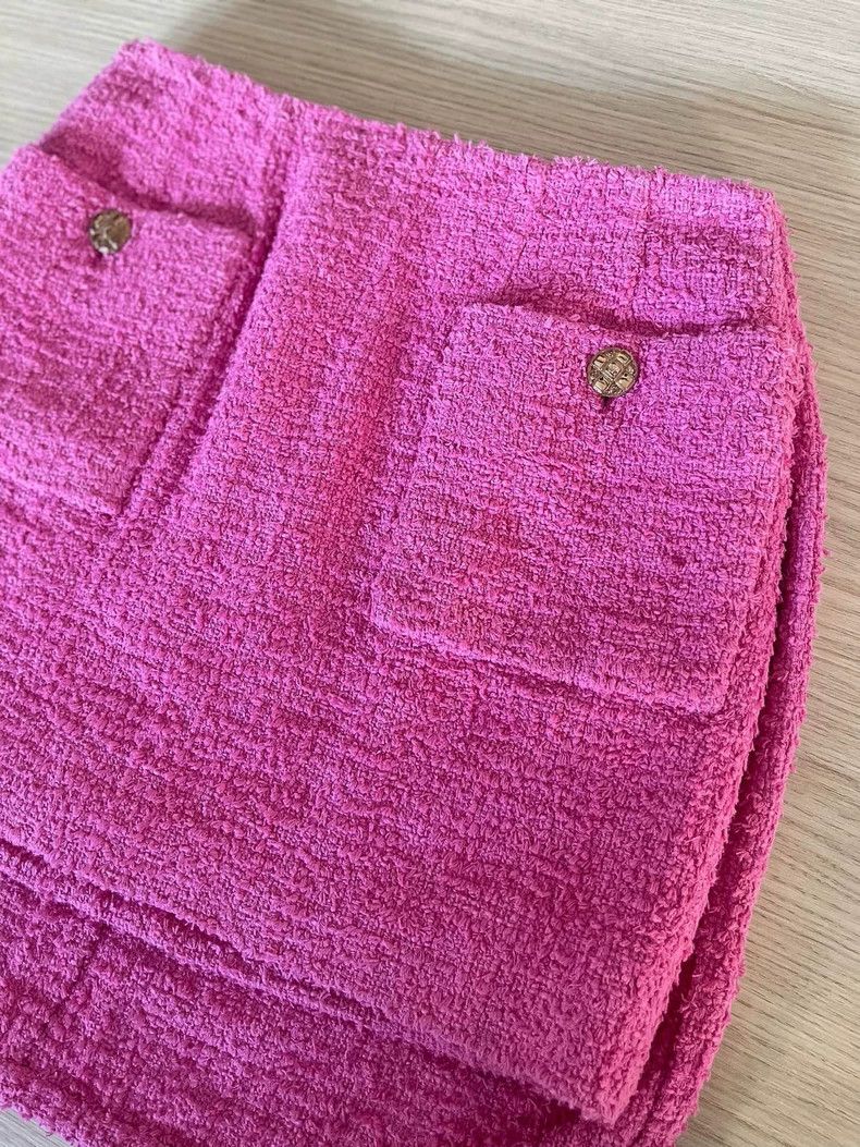 Chanel Chanel 22s Barbie pink skirt Size 25" / US 0 / IT 36 - 4 Thumbnail