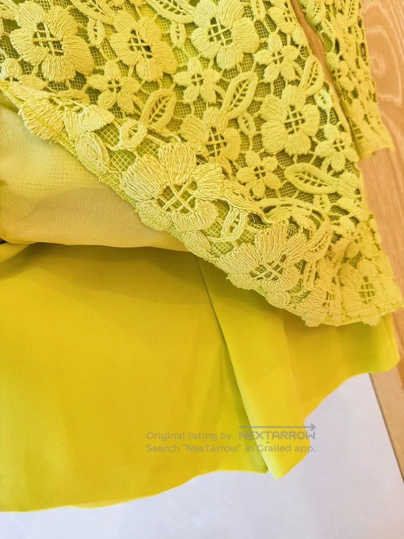 Valentino Valentino Lace flower fake two-piece dress Size S / US 4 / IT 40 - 7 Thumbnail