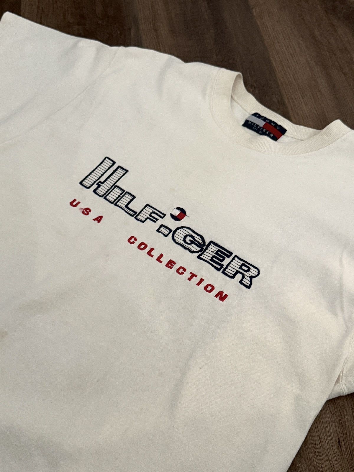 Tommy Hilfiger Vintage Tommy Hilfiger USA Collection Logo Tee Size L Size US L / EU 52-54 / 3 - 2 Thumbnail