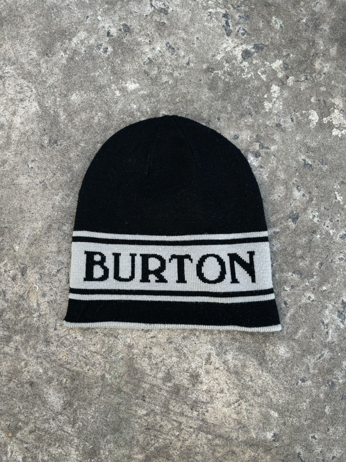 Burton Burton Reversible Logo Beanie Hat Size ONE SIZE - 1 Thumbnail