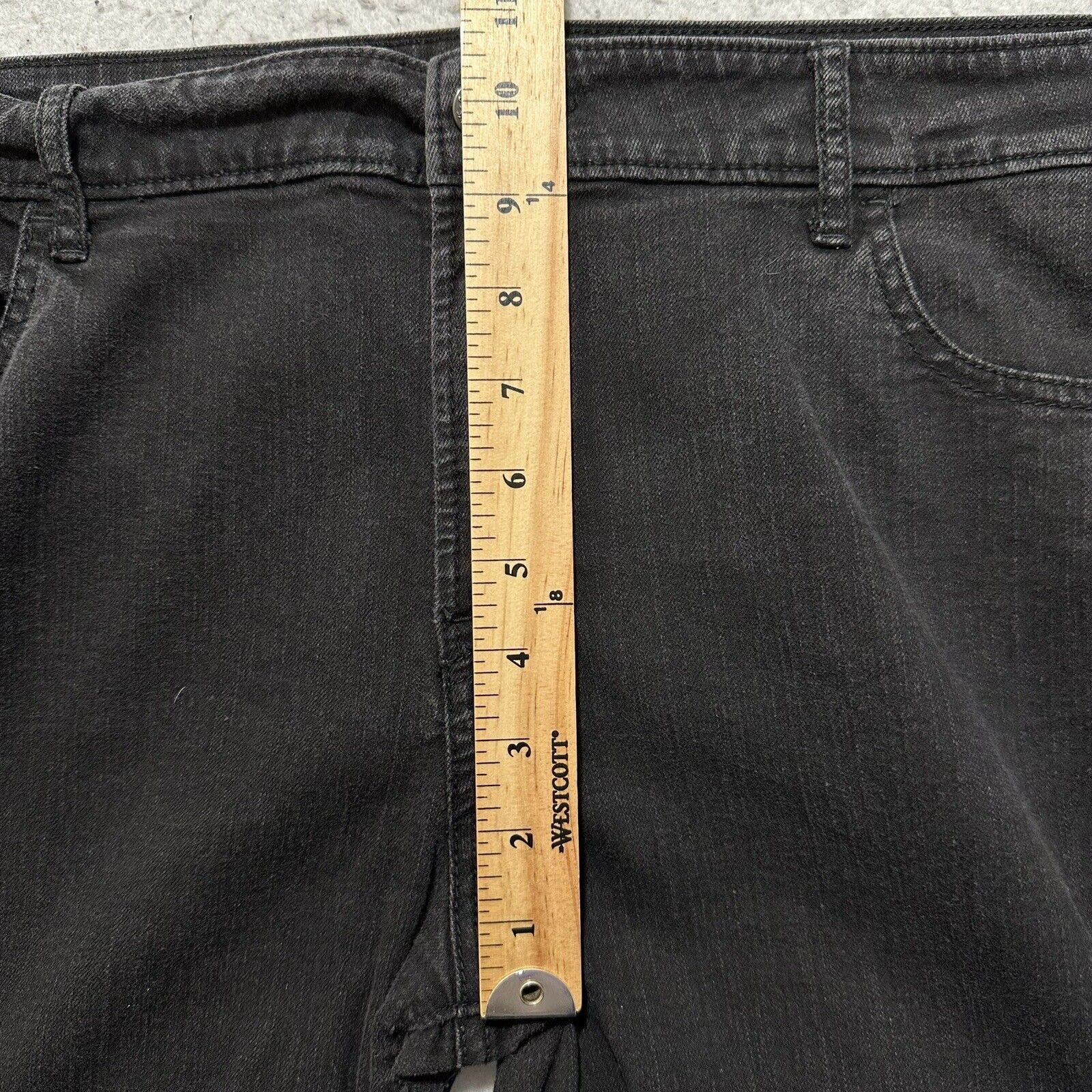 Old Navy Old Navy 16 Regular Super Skinny Mid Rise Black Jeans Size 38" / US 16 / IT 52 - 11 Thumbnail
