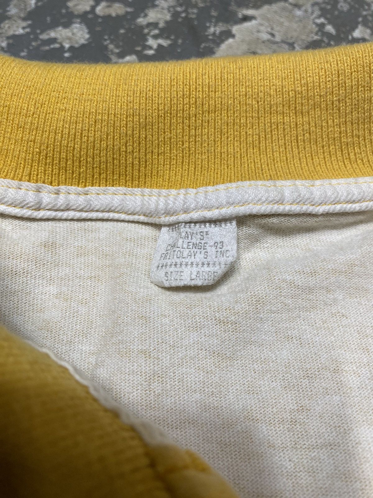 Vintage Vintage Lays Potato Chips Challenge 1993 Polo Tshirt Size US L / EU 52-54 / 3 - 4 Thumbnail