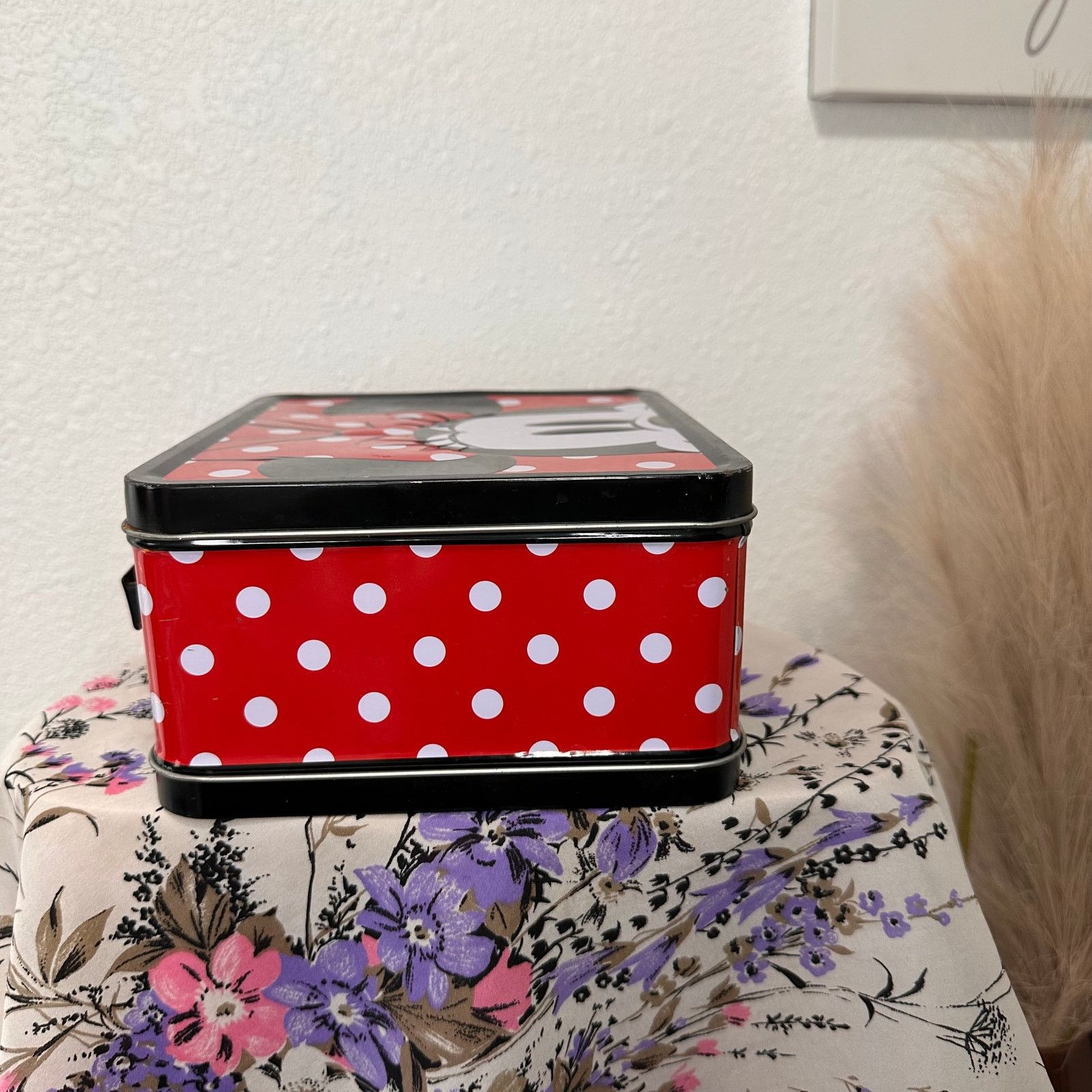 Disney Loungefly Disney Minni Mouse Tin Lunchbox Size ONE SIZE - 4 Thumbnail