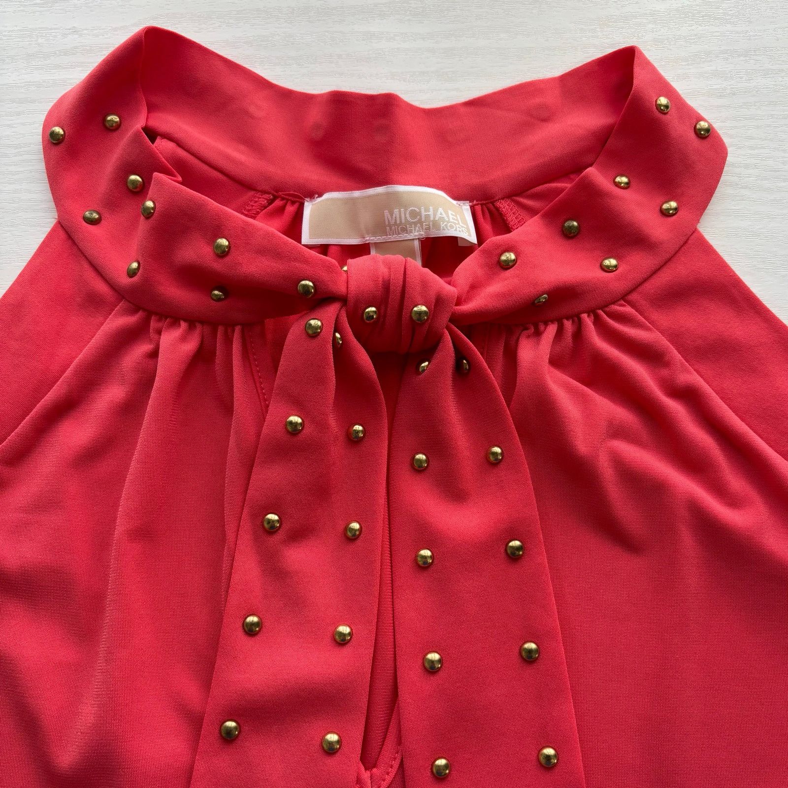 Michael Kors MICHAEL Michael Kors Cold-shoulder Tie-neck Coral Blouse XL Size XL / US 12-14 / IT 48-50 - 5 Thumbnail