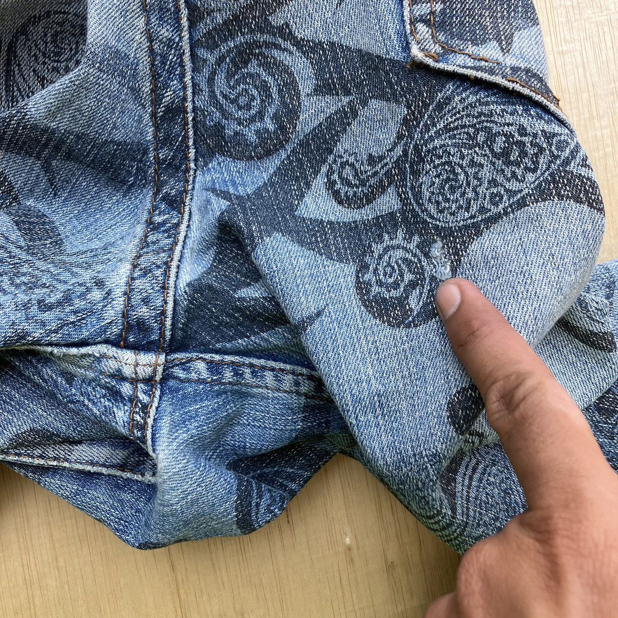 Diesel × Nicole Club NICOLE CLUB FOR MEN PAISLEY CAMO DISTRESSED DENIM Size US 33 - 7 Thumbnail