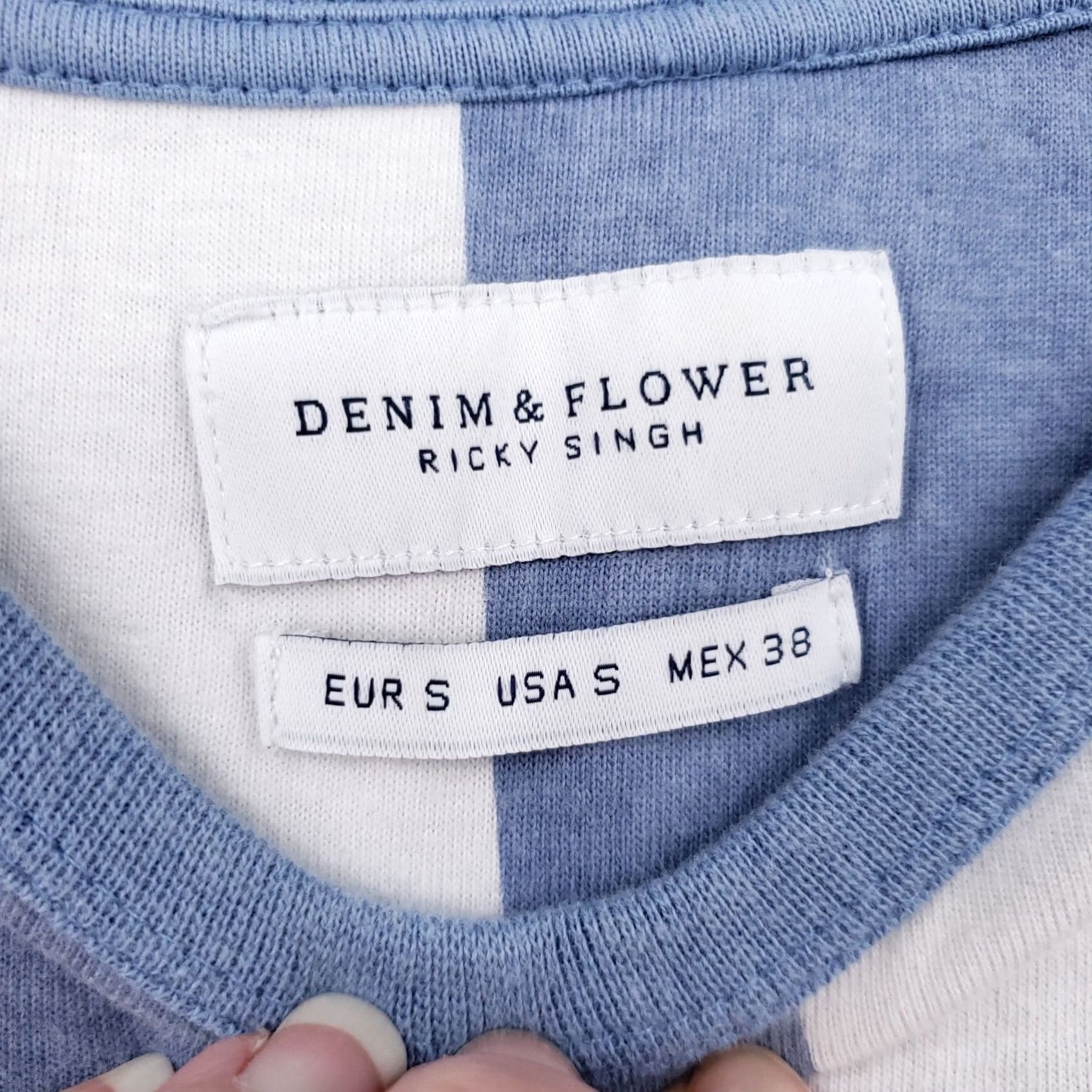 Denime Denim & Flower T-Shirt Womens S Blue Striped Denim Flower Ringer Crew Neck Cap Sleeve Relaxed Tee Top Size S / US 4 / IT 40 - 6 Thumbnail