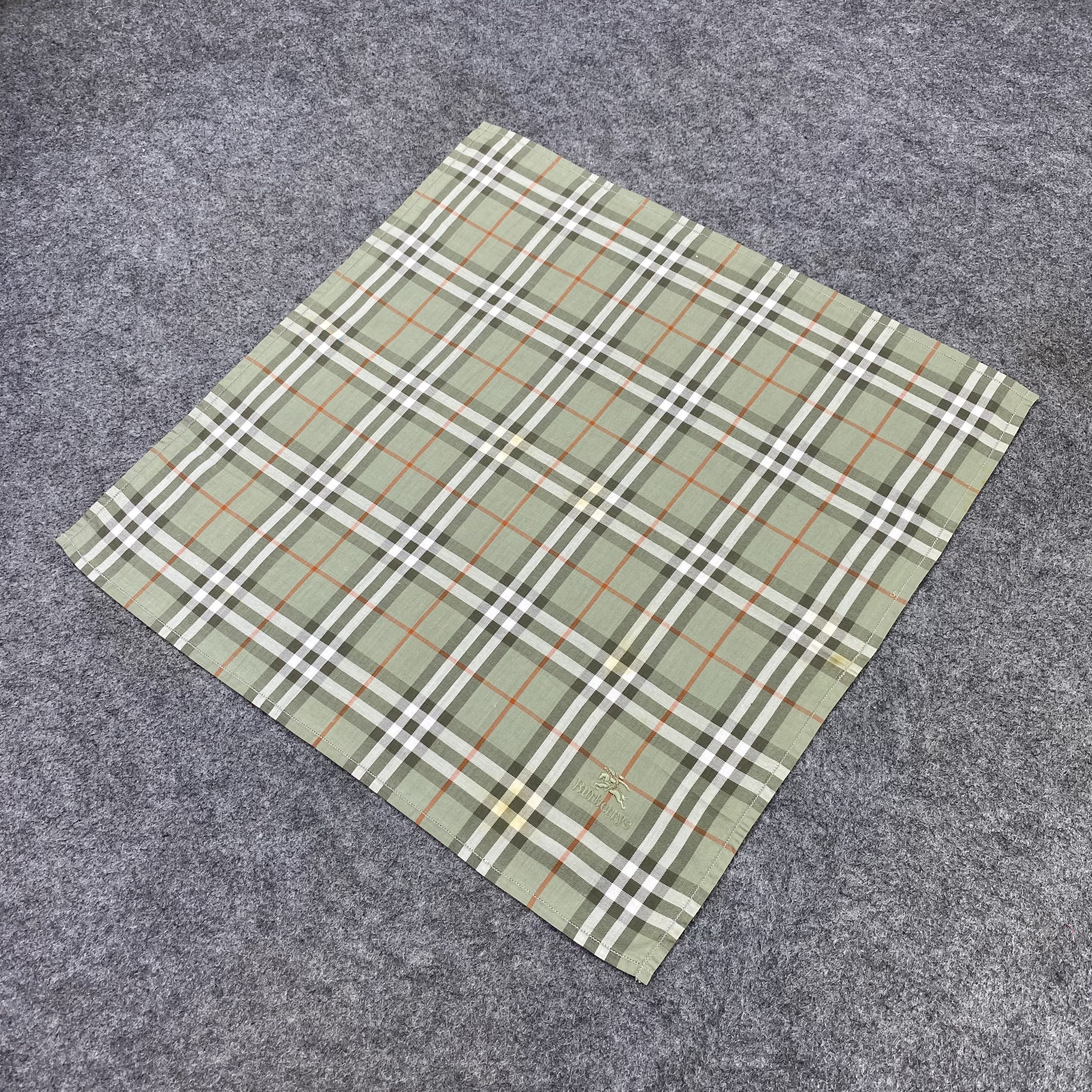 Burberry Burberry Handkerchief / Bandana / Neckerchie-B2129 Size ONE SIZE - 4 Thumbnail