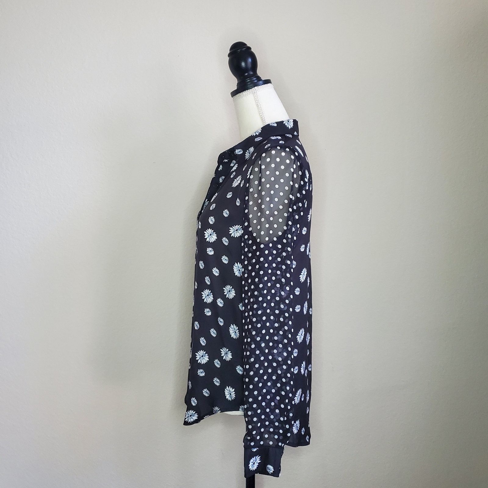 BB Dakota BB Dakota Daisy Button Down Blouse Small Size S / US 4 / IT 40 - 4 Thumbnail