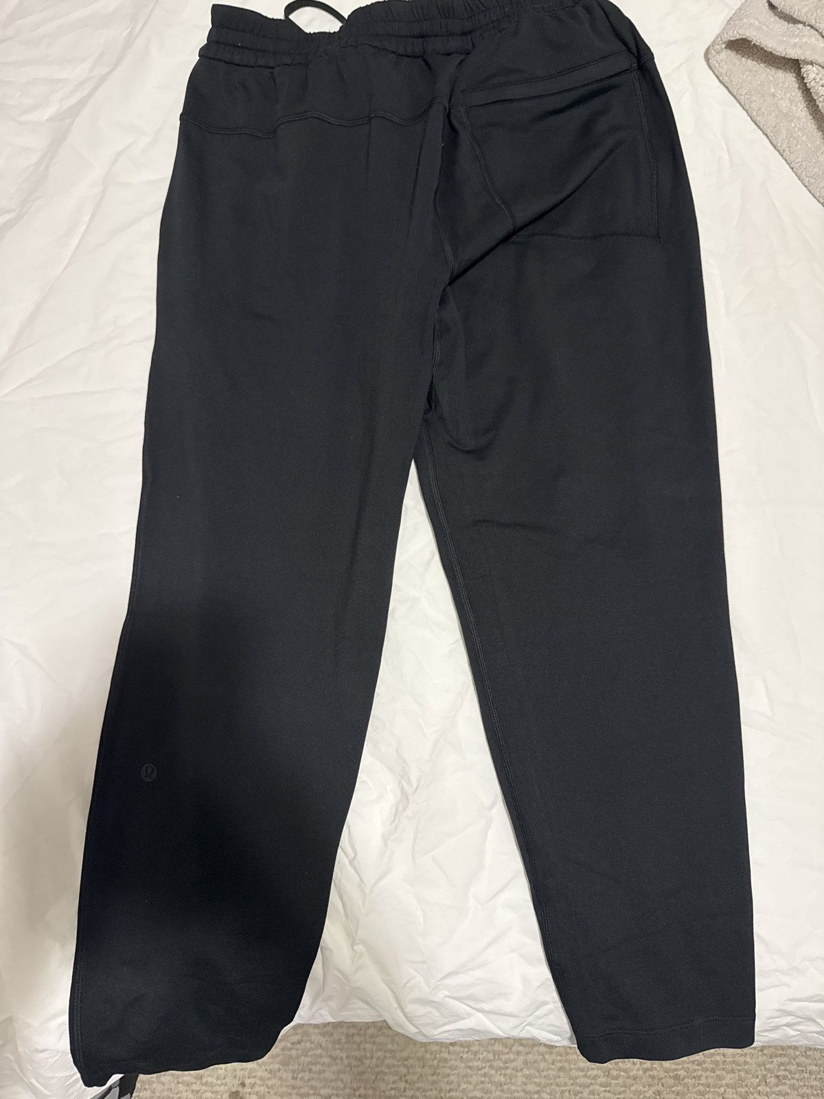Lululemon LULULEMON black sweats Size US 30 / EU 46 - 2 Thumbnail