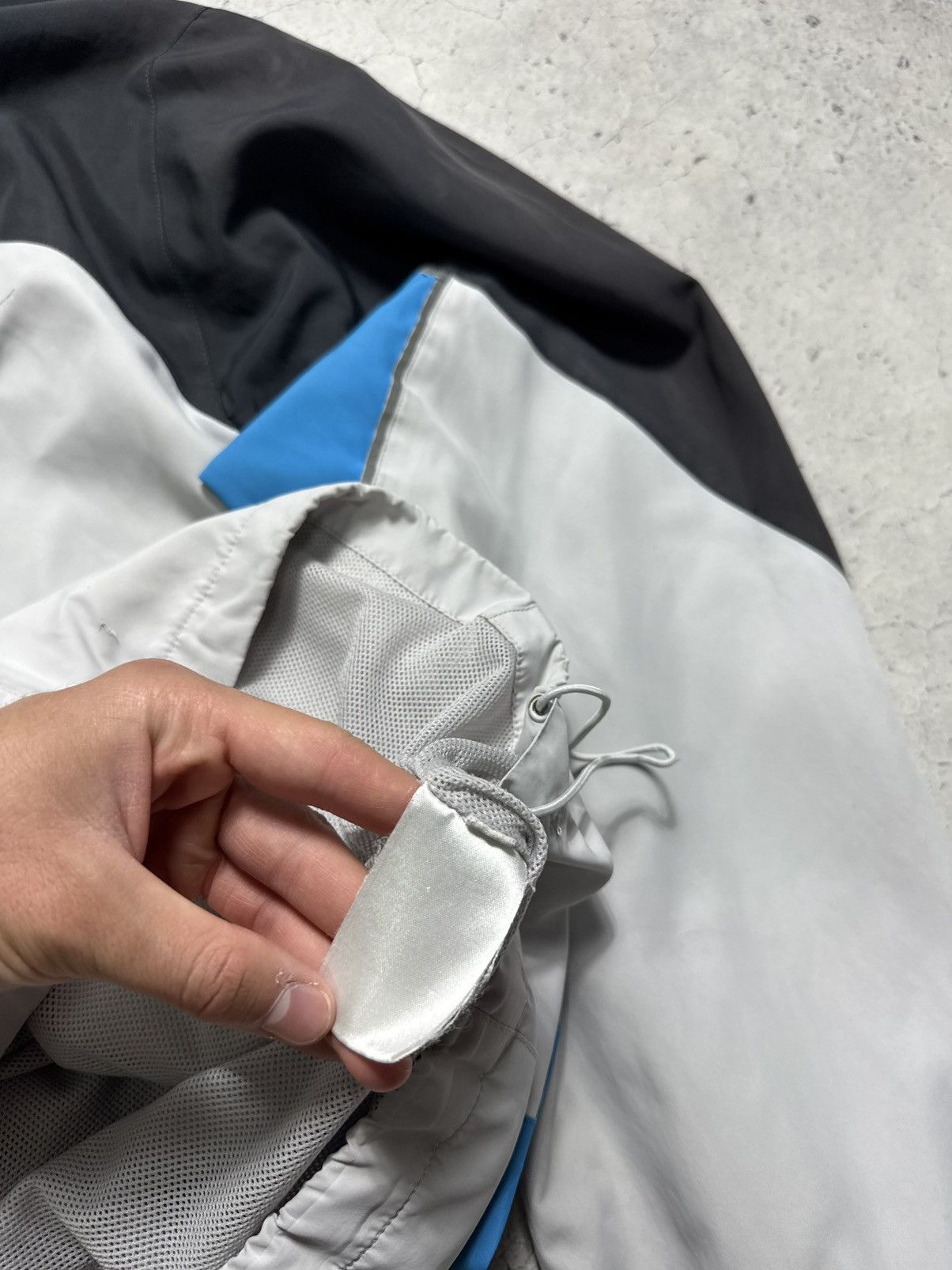 Nike Nike Vintage Nylon Full Zip Windbreaker Jacket Drill Swoosh Size US XL / EU 56 / 4 - 8 Thumbnail