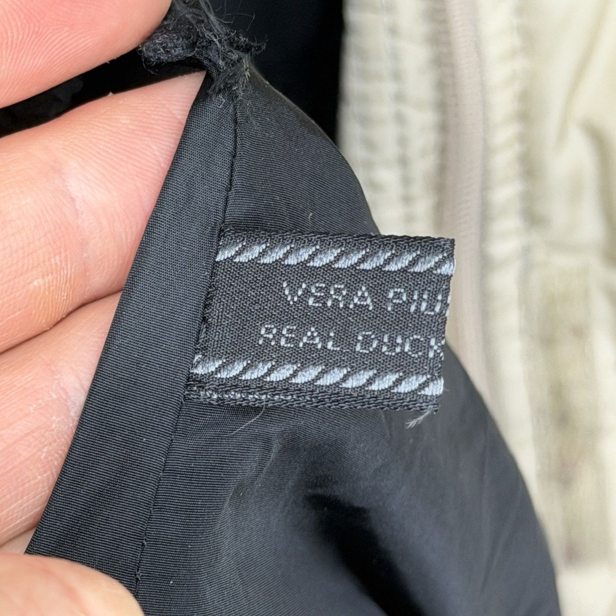 Prada Prada Vintage Puffer Down Jacket Size M / US 6-8 / IT 42-44 - 15 Thumbnail