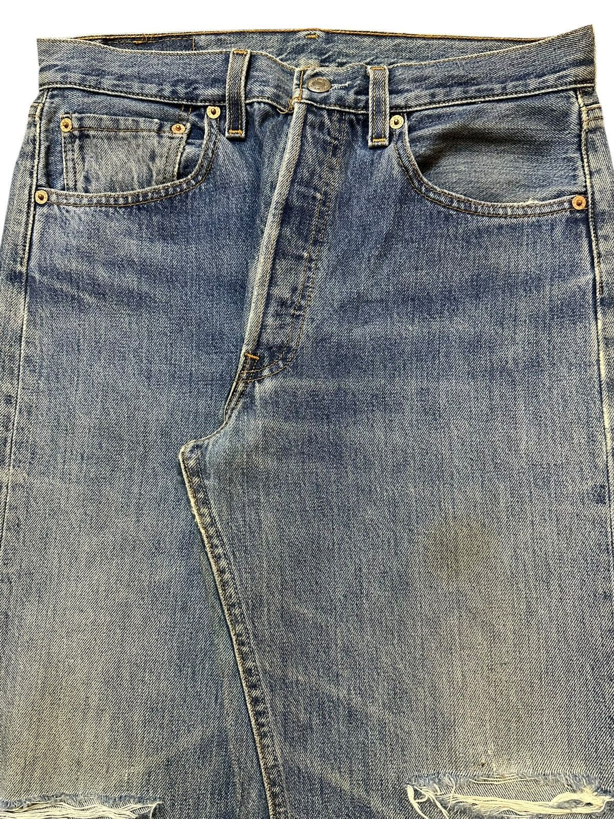 Levi's Vintage 90s Levis 501 Blue Faded Wash Distress Style Jeans Size US 31 - 4 Thumbnail
