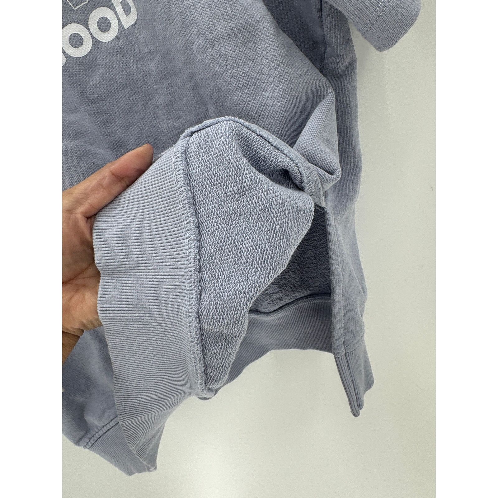 H&M H&M periwinkle blue "Be Kind - It's All Good" sweatshirt S Size S / US 4 / IT 40 - 6 Thumbnail