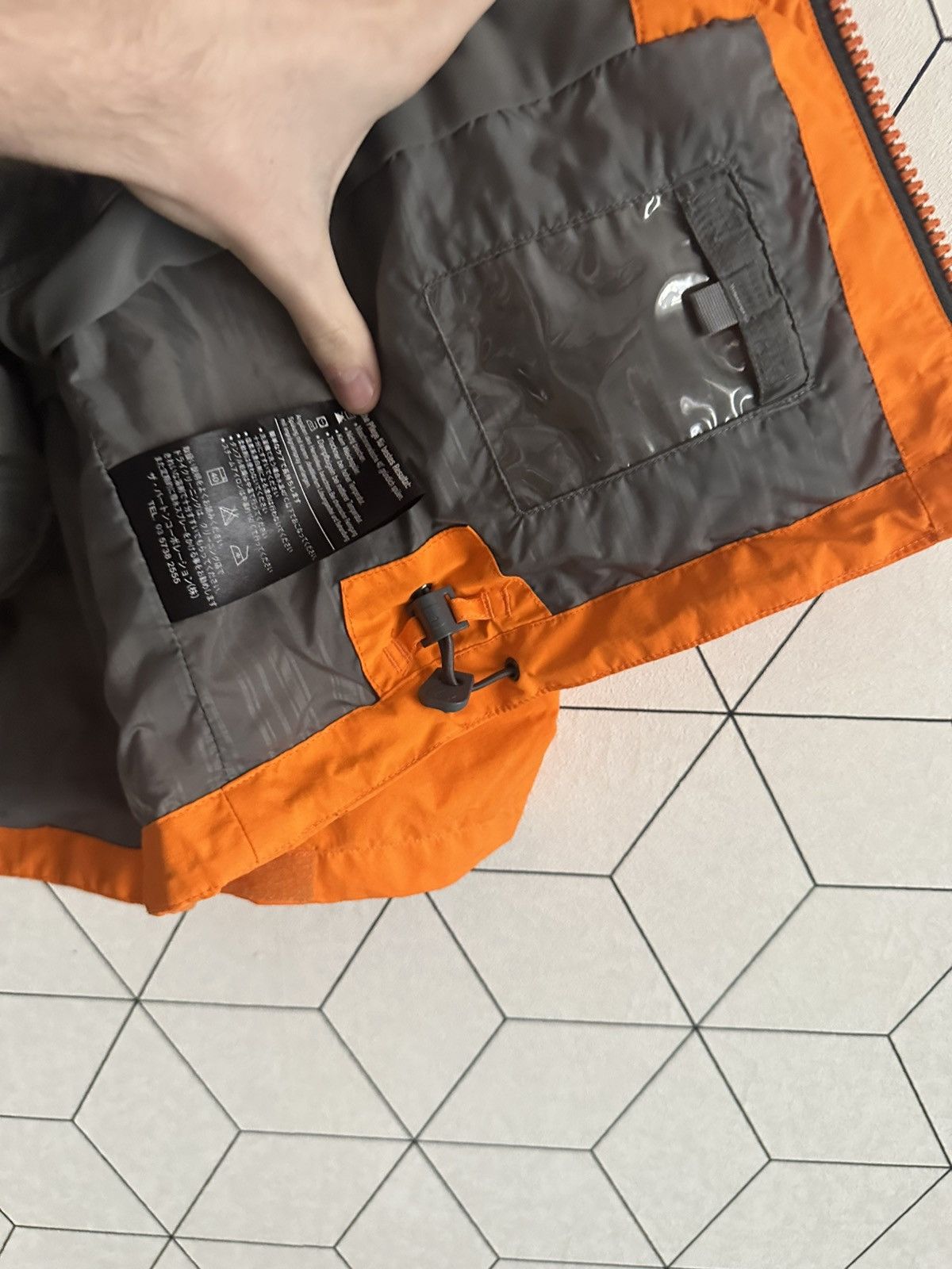 Burton Burton AK gore-tex snowboarding jacket arcteryx Size US L / EU 52-54 / 3 - 6 Thumbnail