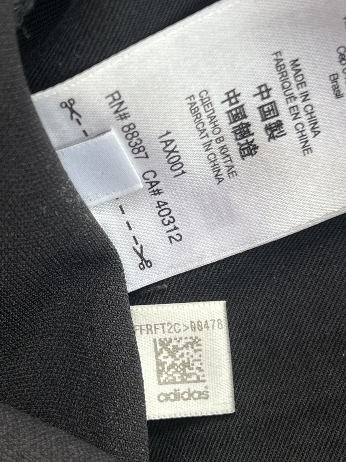 Y-3 Y-3 Yoshi Yamamoto Jogger Pants Streetwear hype sneakers Size US 33 - 8 Thumbnail