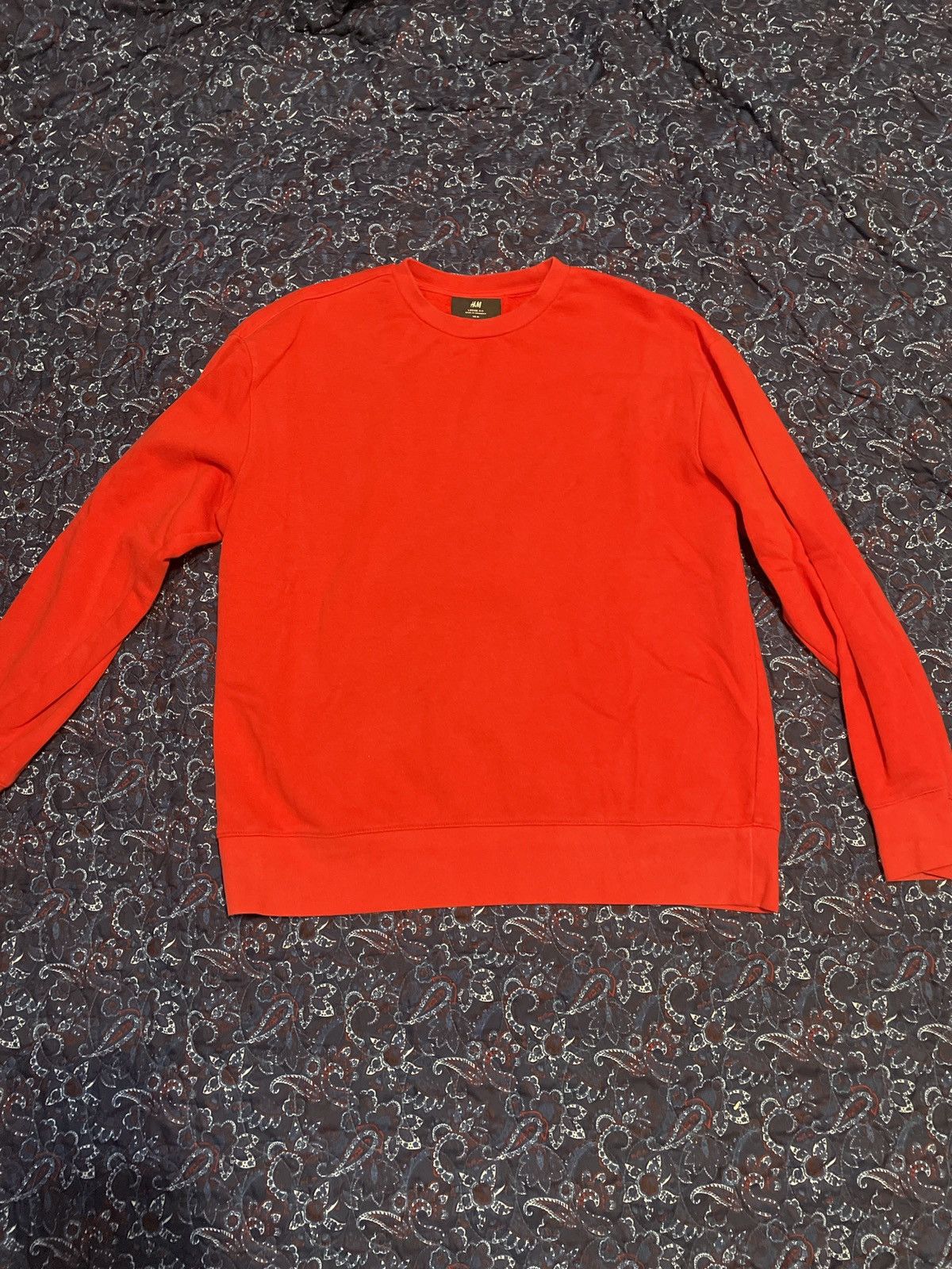 H&M H&M Red Loose Fit Pullover Size US M / EU 48-50 / 2 - 1 Thumbnail