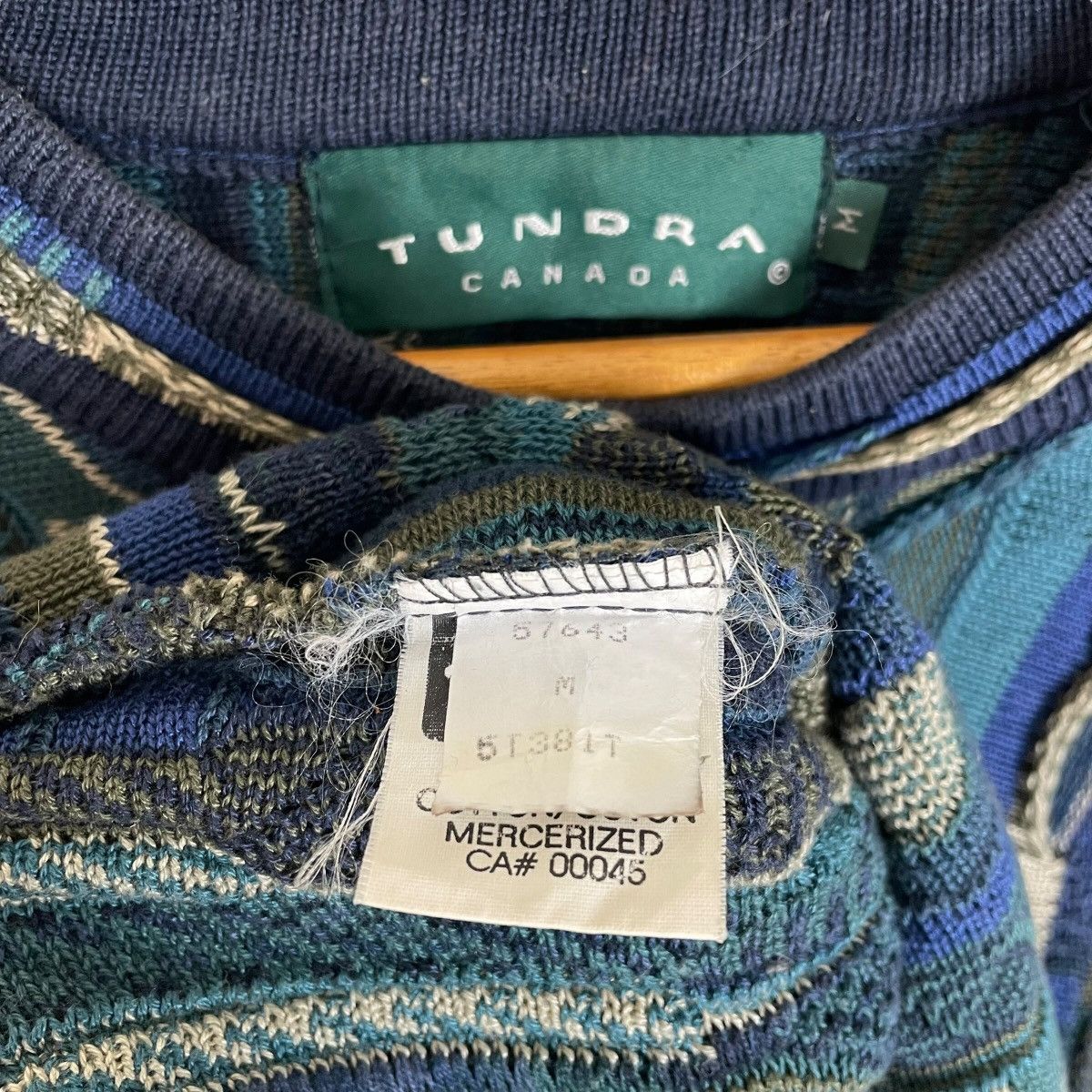 Tundra Canada Vintage Tundra Canada Crewneck Knitted Sweater Size US L / EU 52-54 / 3 - 7 Thumbnail