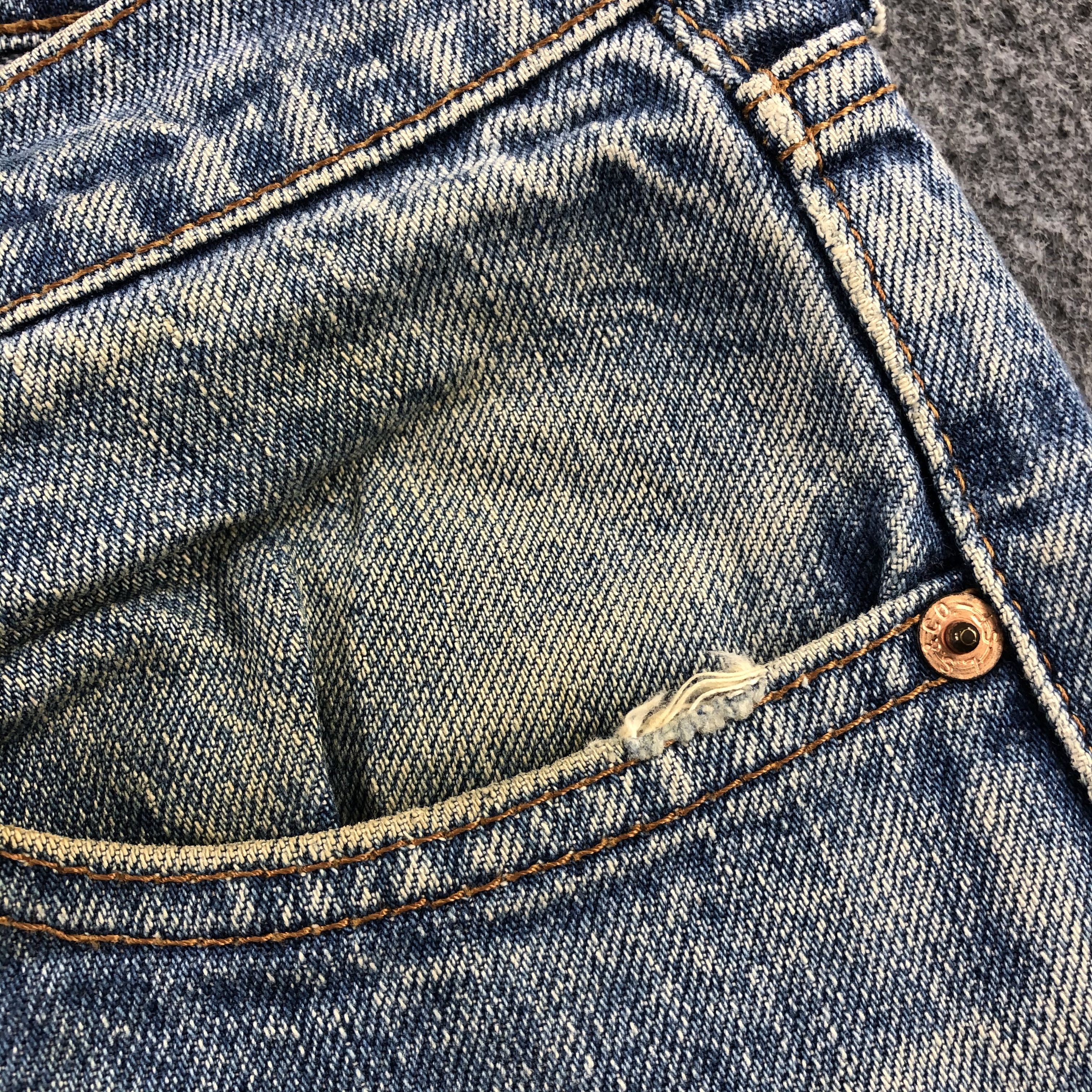 Levi's 90s Vintage Light Wash Levis 603 Jeans-J1893 Size US 31 - 8 Thumbnail