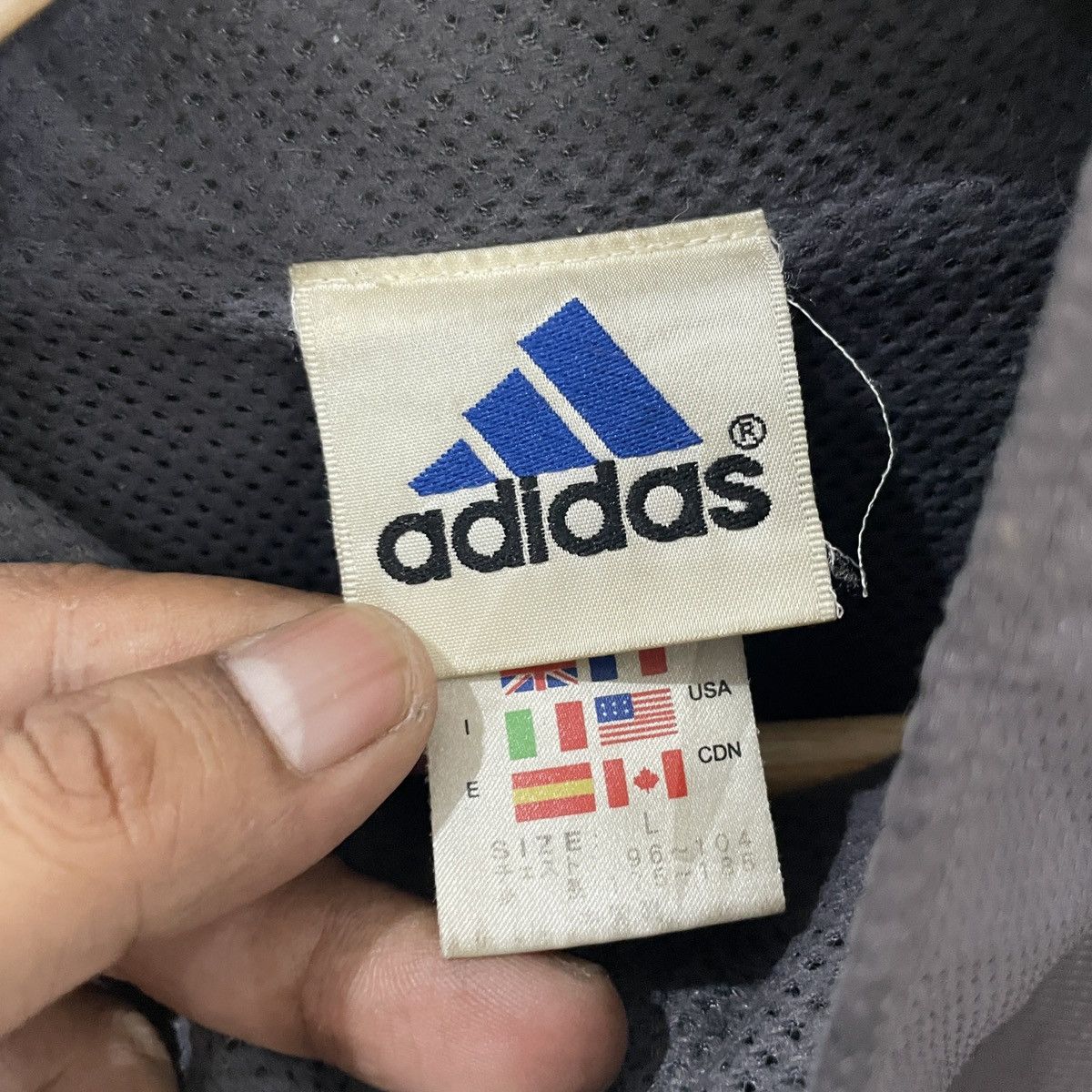 Adidas Vintage 90s Adidas Sweater Size US L / EU 52-54 / 3 - 5 Thumbnail
