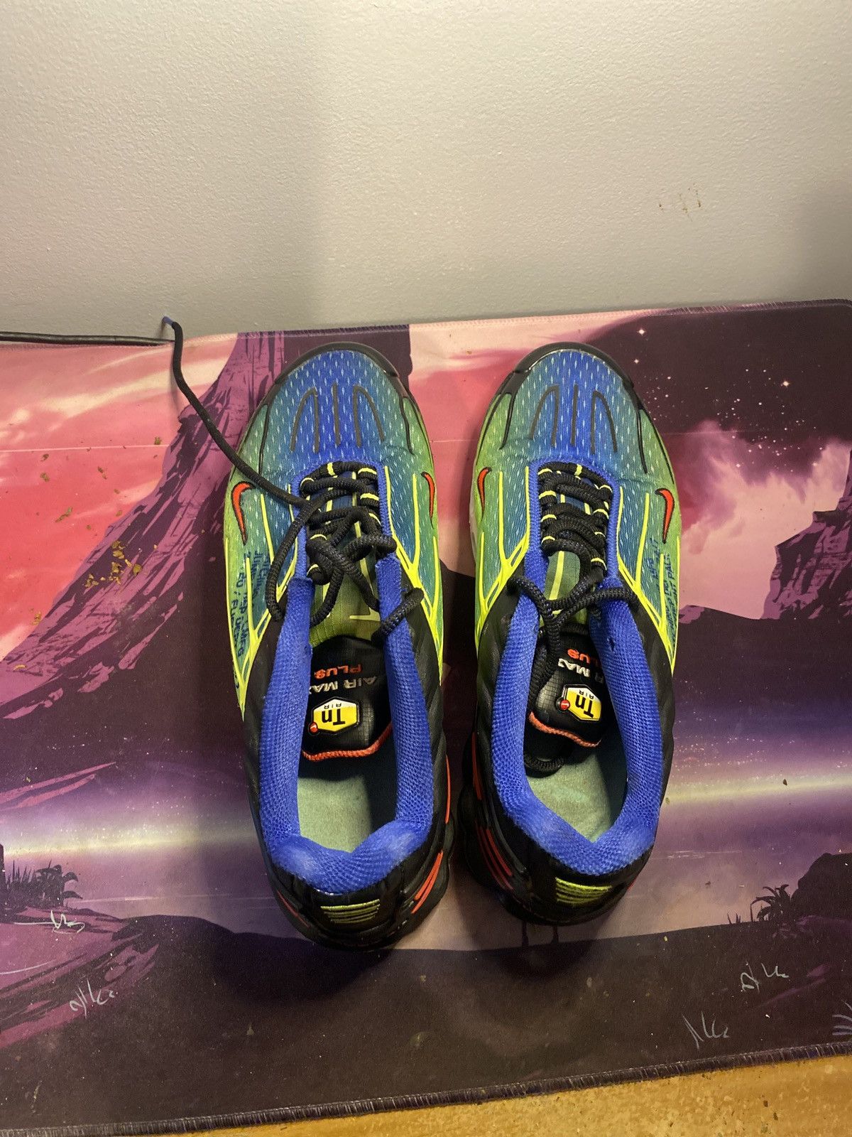 Other Nike air max plus 3 catching fire Size US 9 / EU 42 - 3 Thumbnail