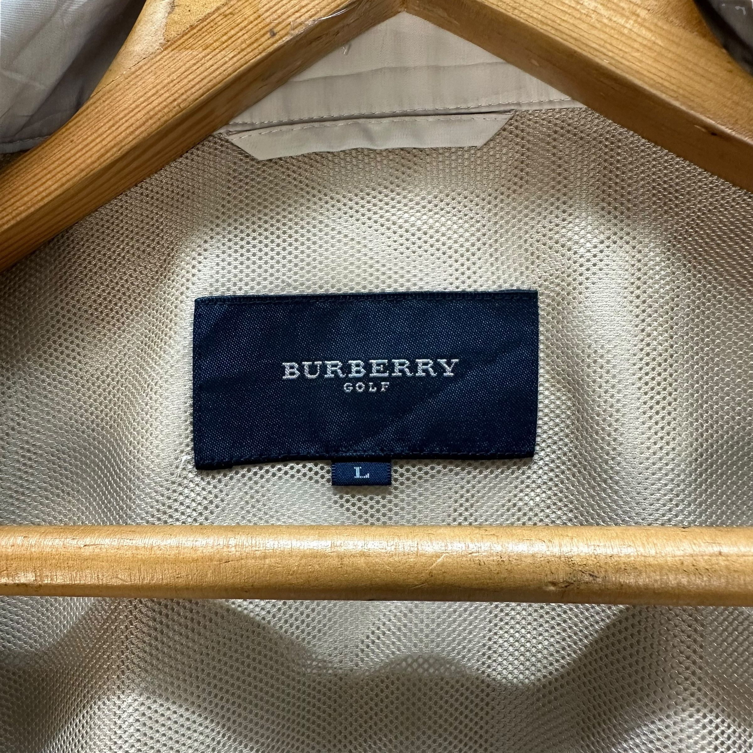 Burberry BURBERRY GOLF BEIGE JACKET #9085-55 Size US L / EU 52-54 / 3 - 7 Thumbnail