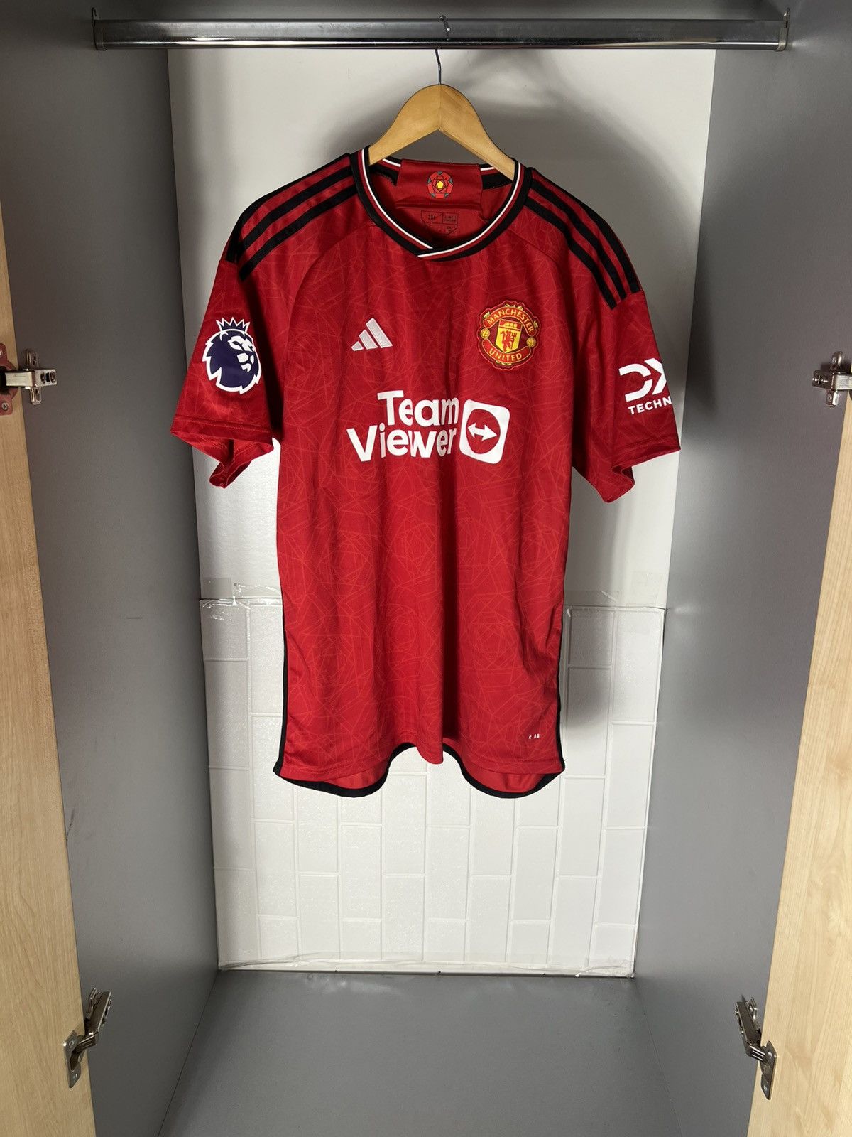Vintage VERY RARE ADIDAS FC MANCHESTER UNITED ENGLAND SOCCER JERSEY Size US XXL / EU 58 / 5 - 5 Thumbnail
