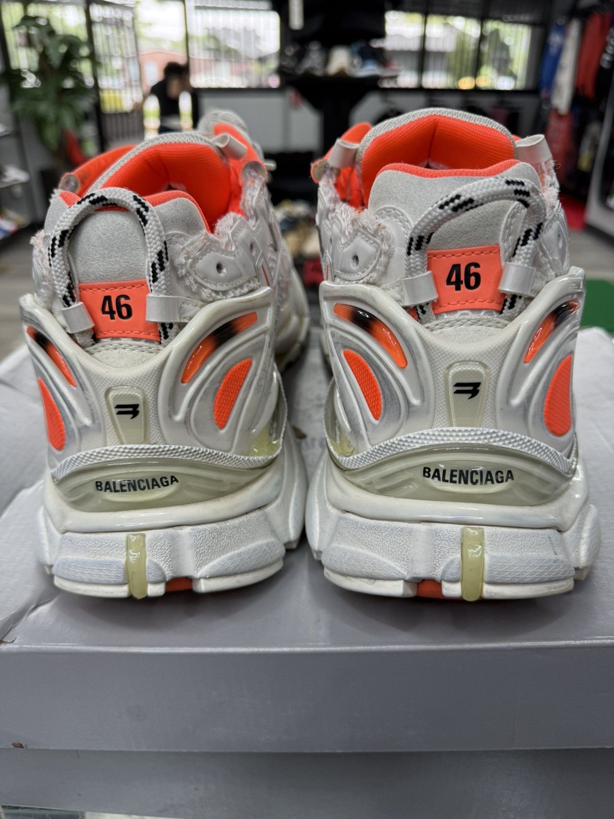 Balenciaga white orange balenciaga runners Size US 13 / EU 46 - 4 Thumbnail