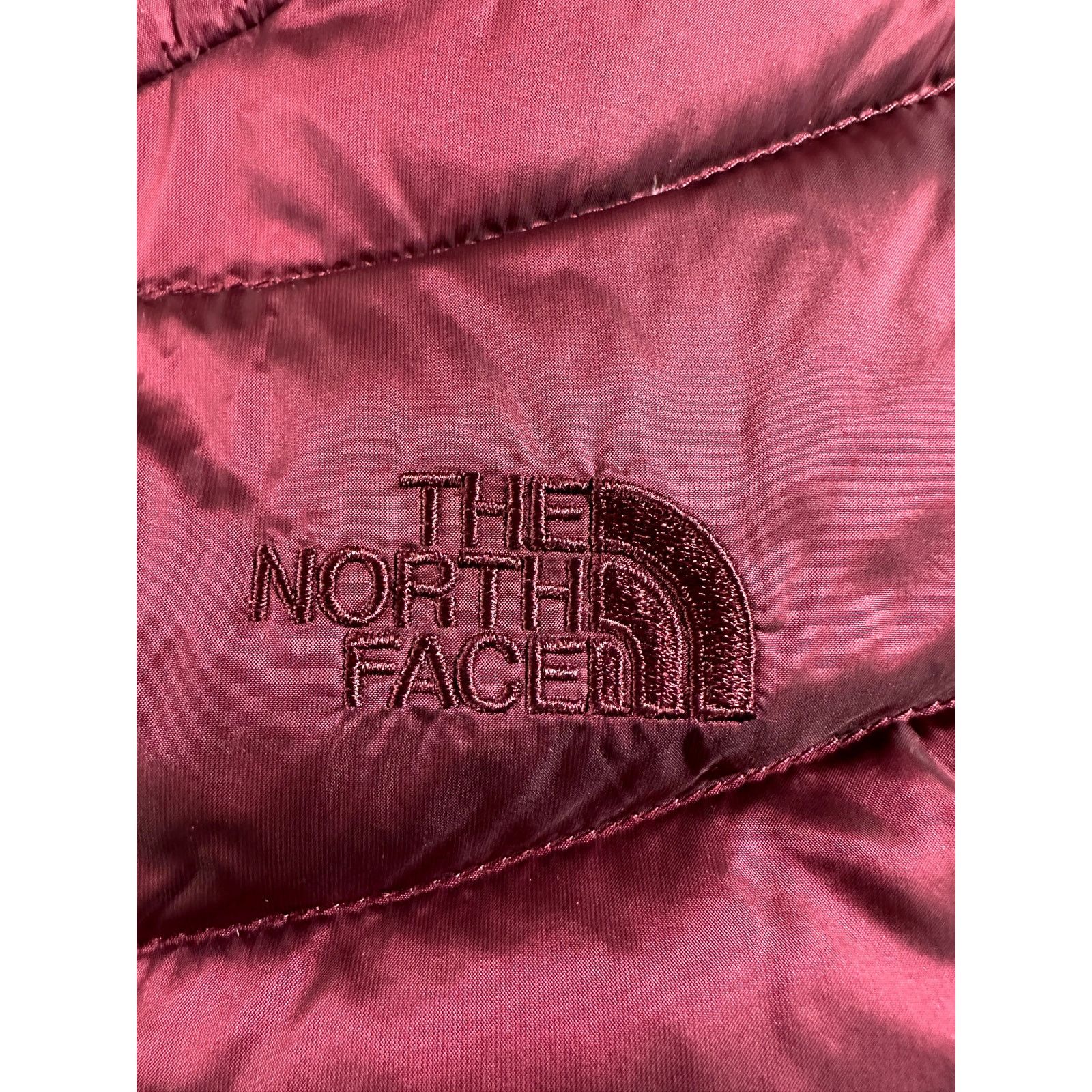 The North Face The North Face Vest Womens Small Maroon Down Puffer 550 Size L / US 10 / IT 46 - 3 Thumbnail