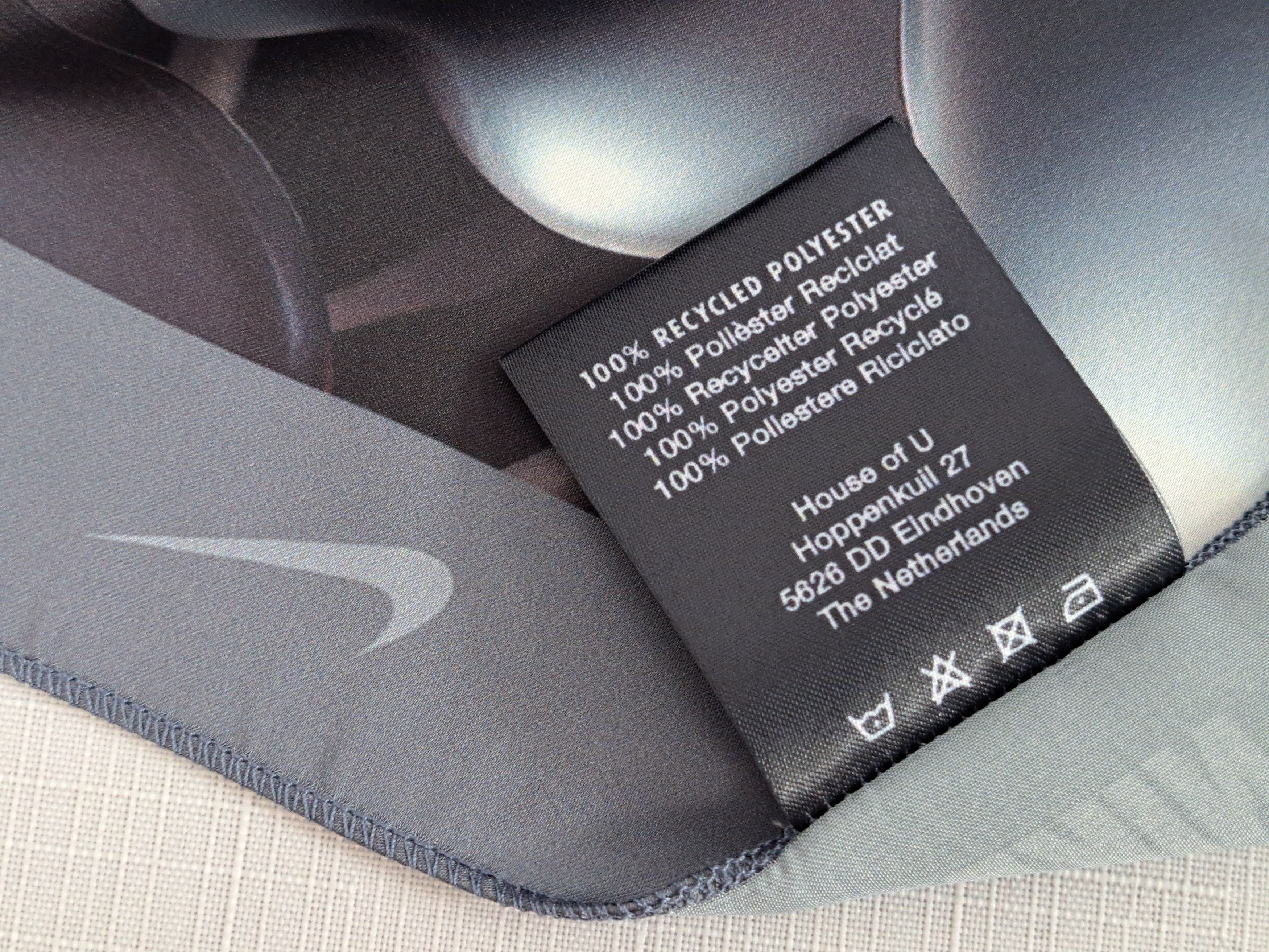 Nike Nike limited edition square scarf. Size ONE SIZE - 8 Thumbnail