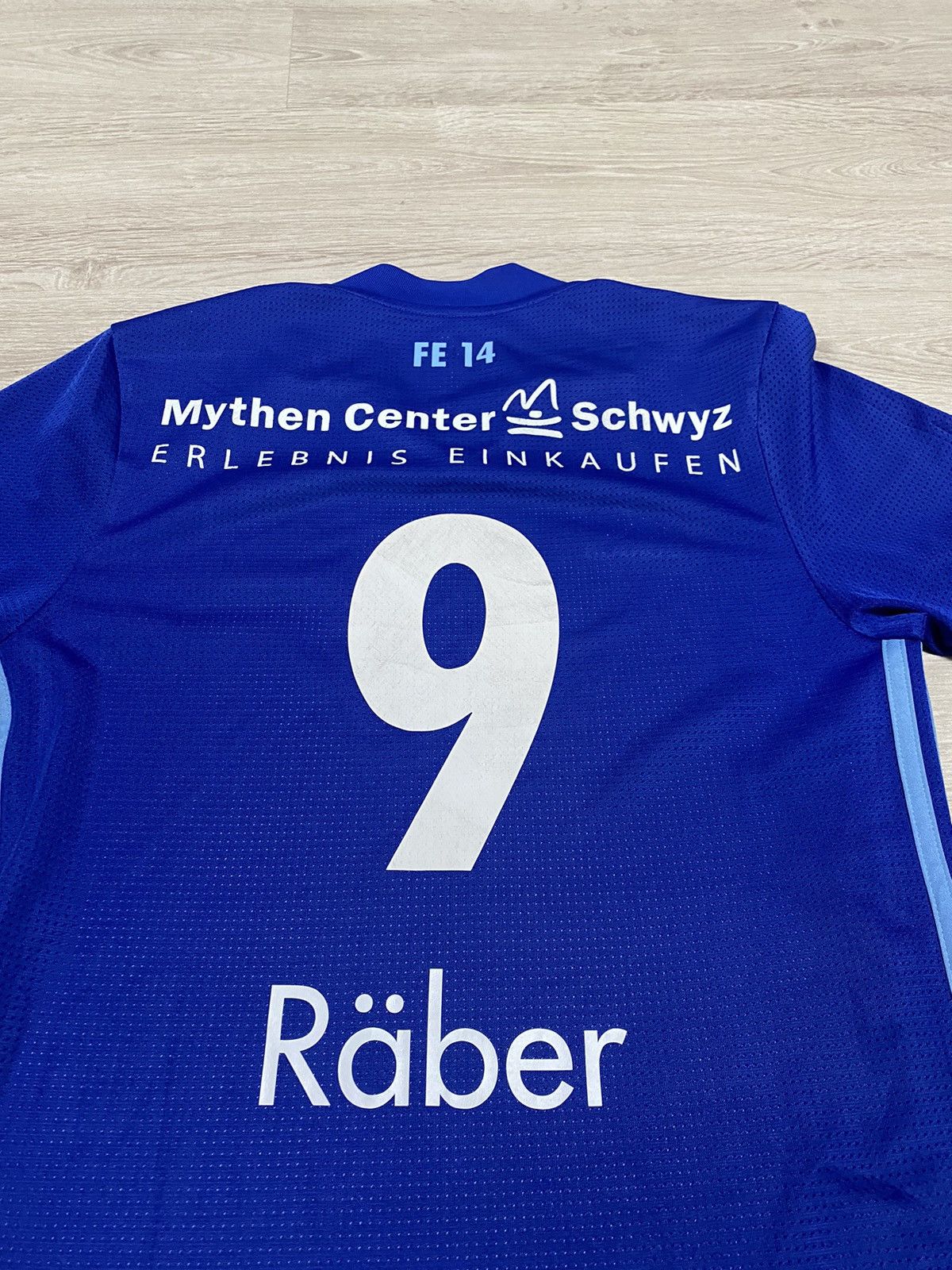Adidas 2017 2018 FC Luzern Adidas #9 Raber Football Soccer Jersey Size US S / EU 44-46 / 1 - 2 Thumbnail