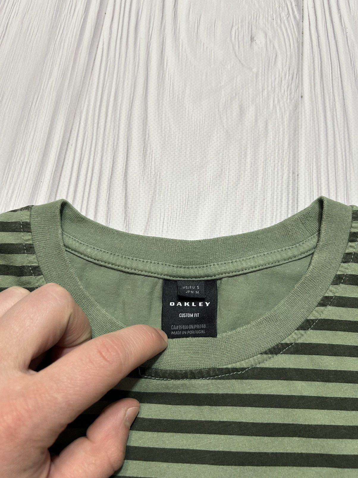 Oakley Y2K Oakley Custom Fit Striped T-Shirt Size US S / EU 44-46 / 1 - 9 Thumbnail