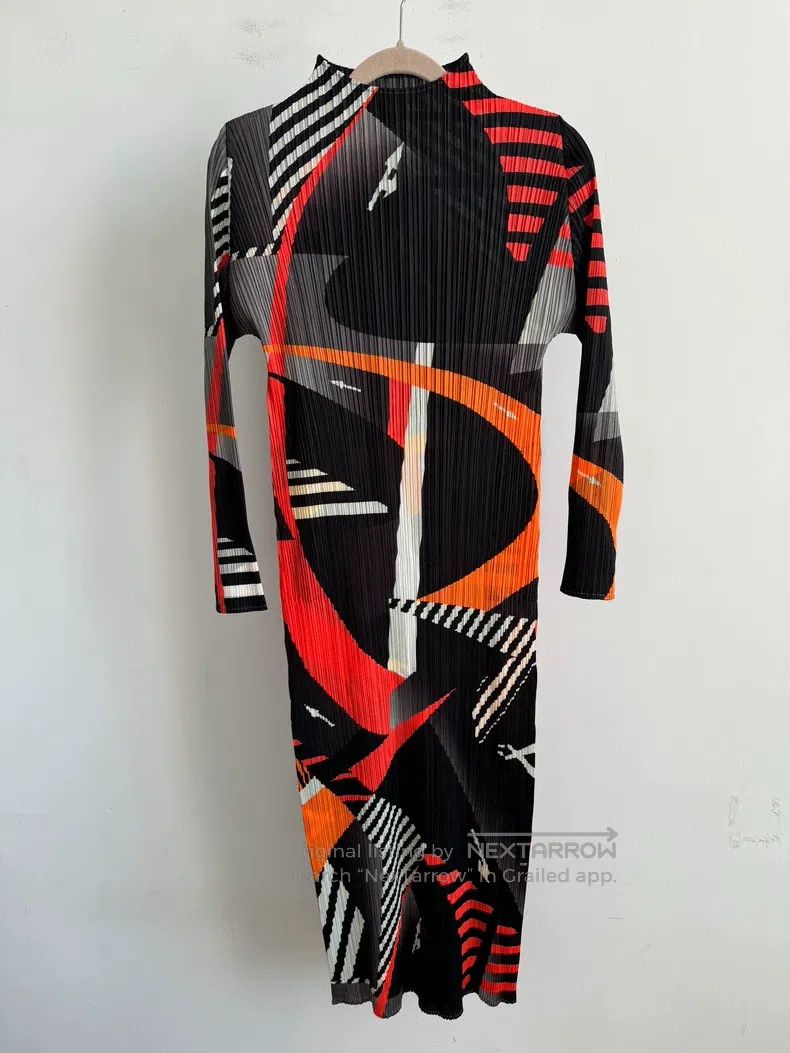 Issey Miyake Issey Miyake Red - Black Ruffled Dress Size M / US 6-8 / IT 42-44 - 1 Thumbnail