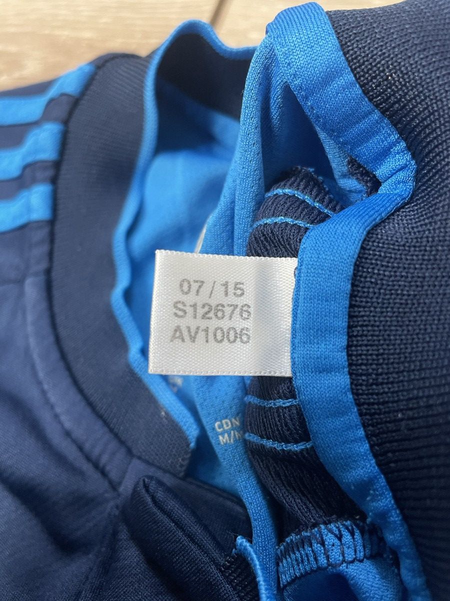 Adidas REAL MADRID 2016 2017 THIRD FOOTBALL SHIRT SOCCER JERSEY Size US M / EU 48-50 / 2 - 12 Thumbnail