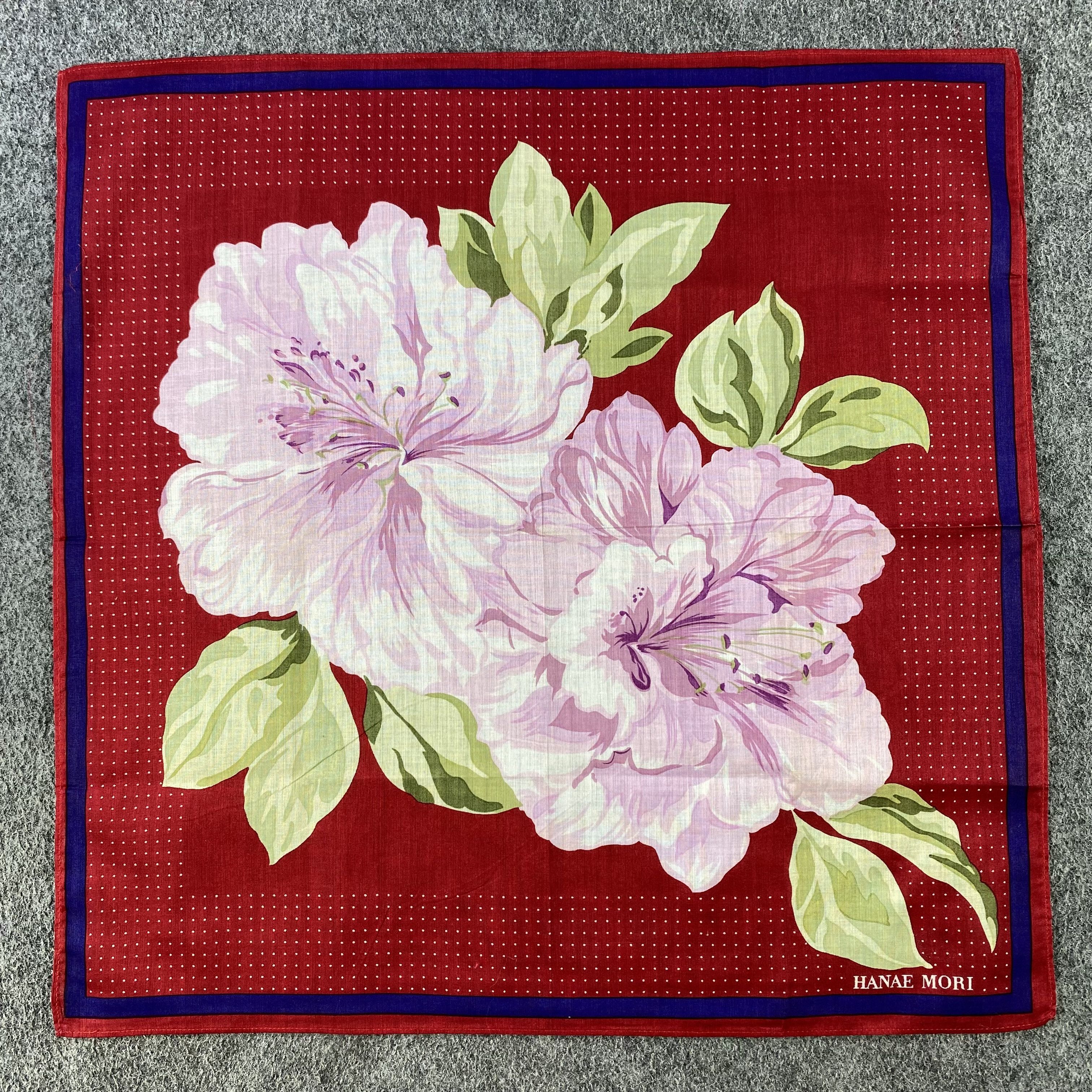 Hanae Mori Hanae Mori Handkerchief/Neckerchief/Bandana HC631 Size ONE SIZE - 1 Thumbnail