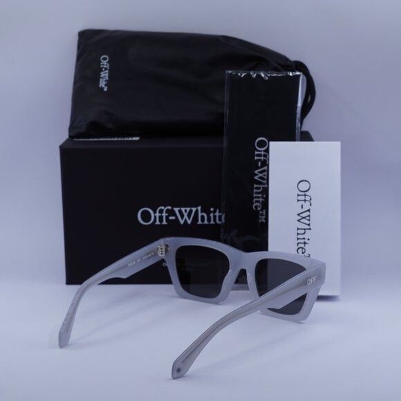 Off-White Off-White OOERI13X VALDEZ 0907 Sunglasses Grey Square Frame Size ONE SIZE - 10 Thumbnail