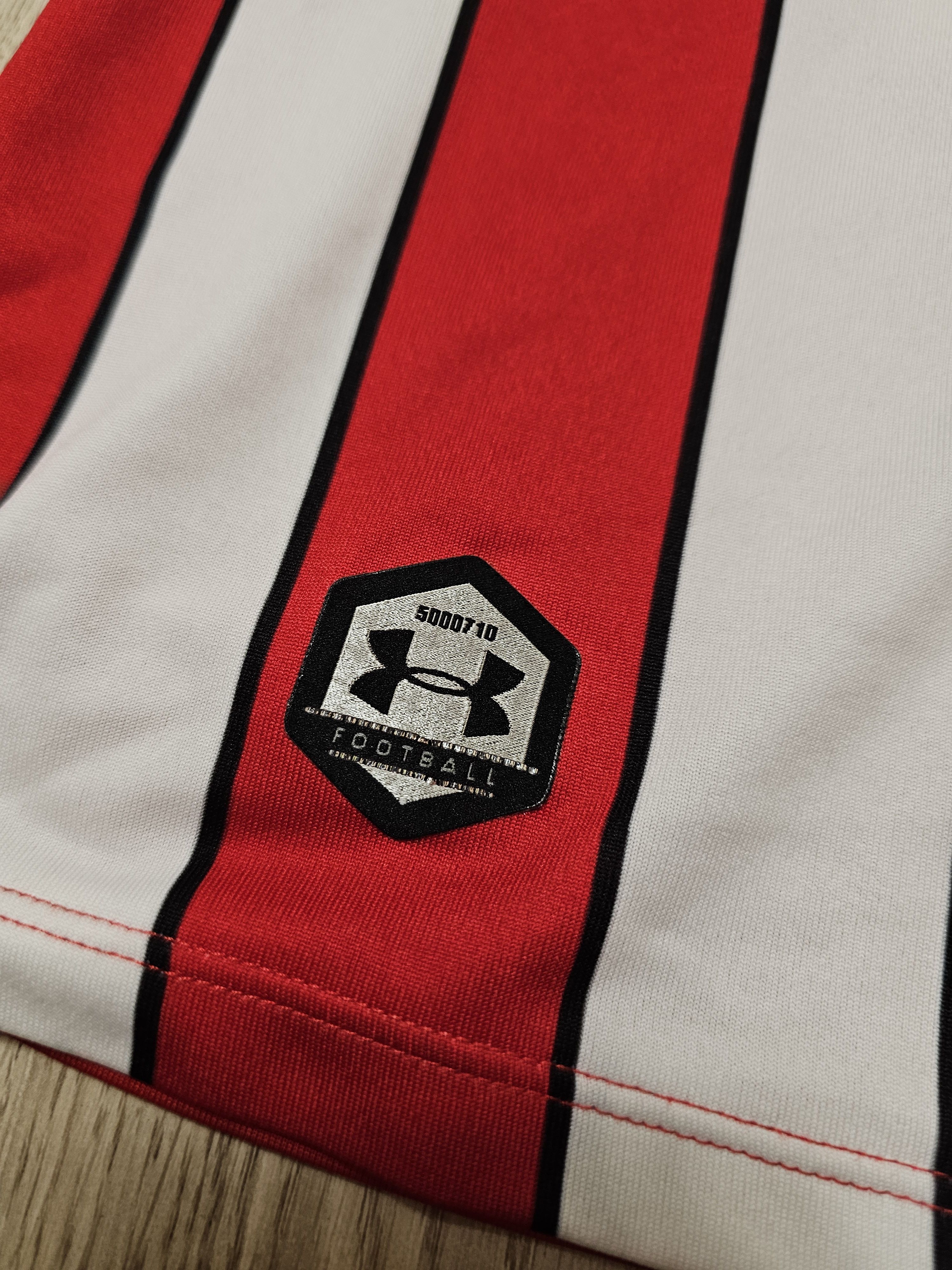 Under Armour SOUTHAMPTON 2018 2019 HOME FOOTBALL SHIRT SOCCER JERSEY Size US S / EU 44-46 / 1 - 8 Thumbnail