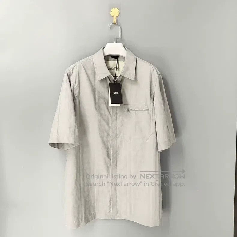Fendi Full Print Logo Detail Solid Color Pointed Collar Sh