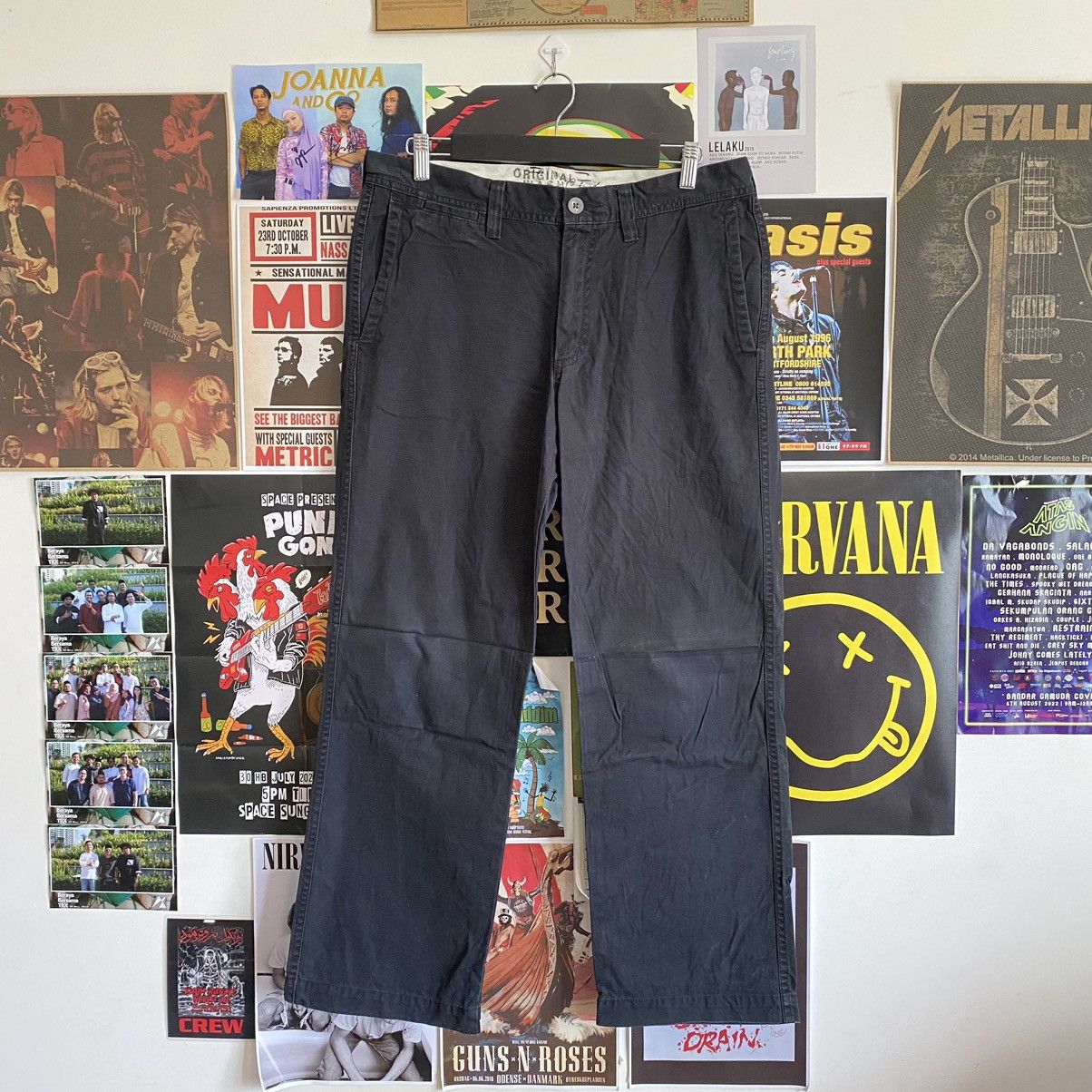 Uniqlo Vintage Uniqlo Chinos Pants Size US 34 / EU 50 - 1 Thumbnail